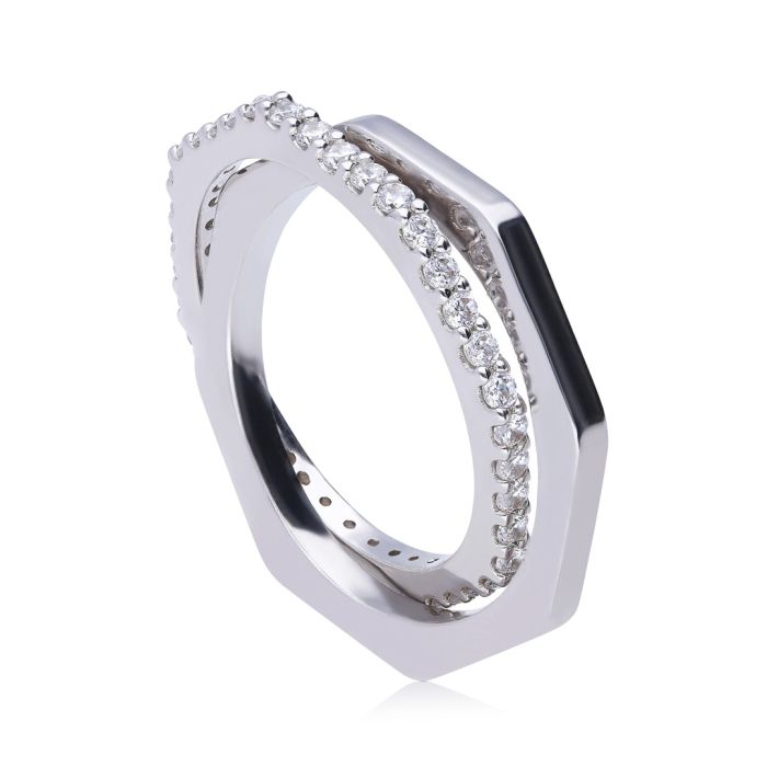 Pave and Plain Connected Rings