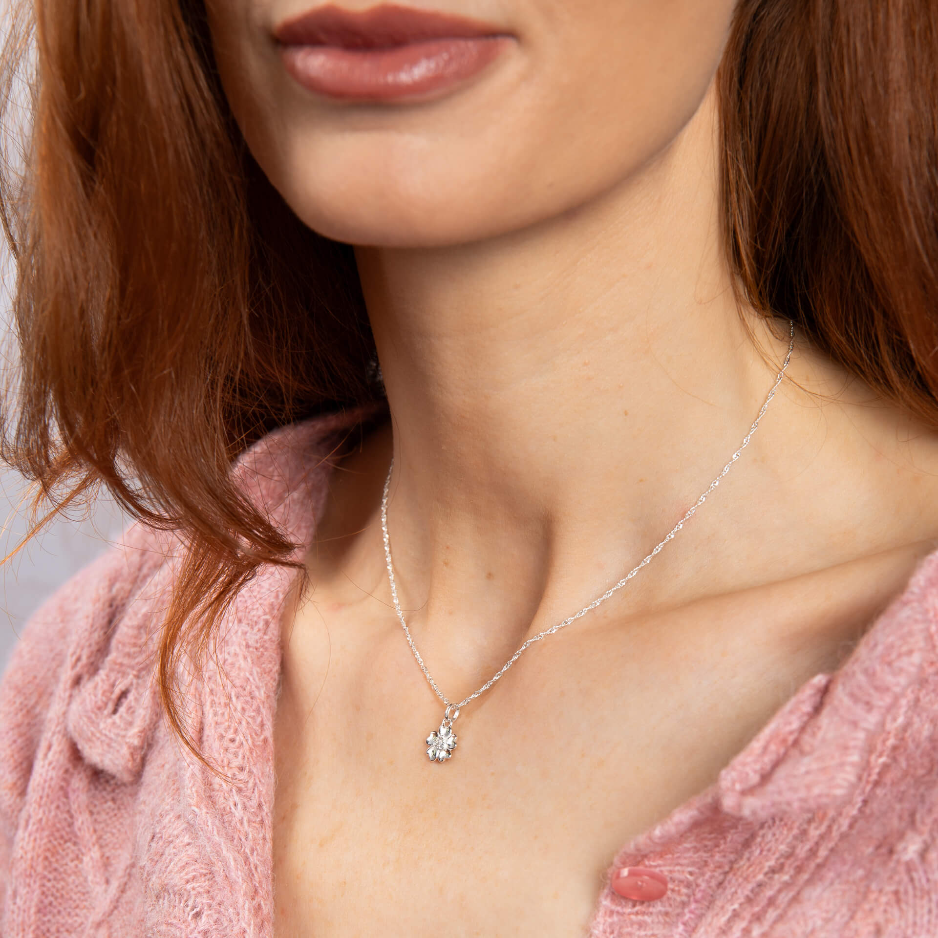 Riverly Ditsy Pave Flower Necklace