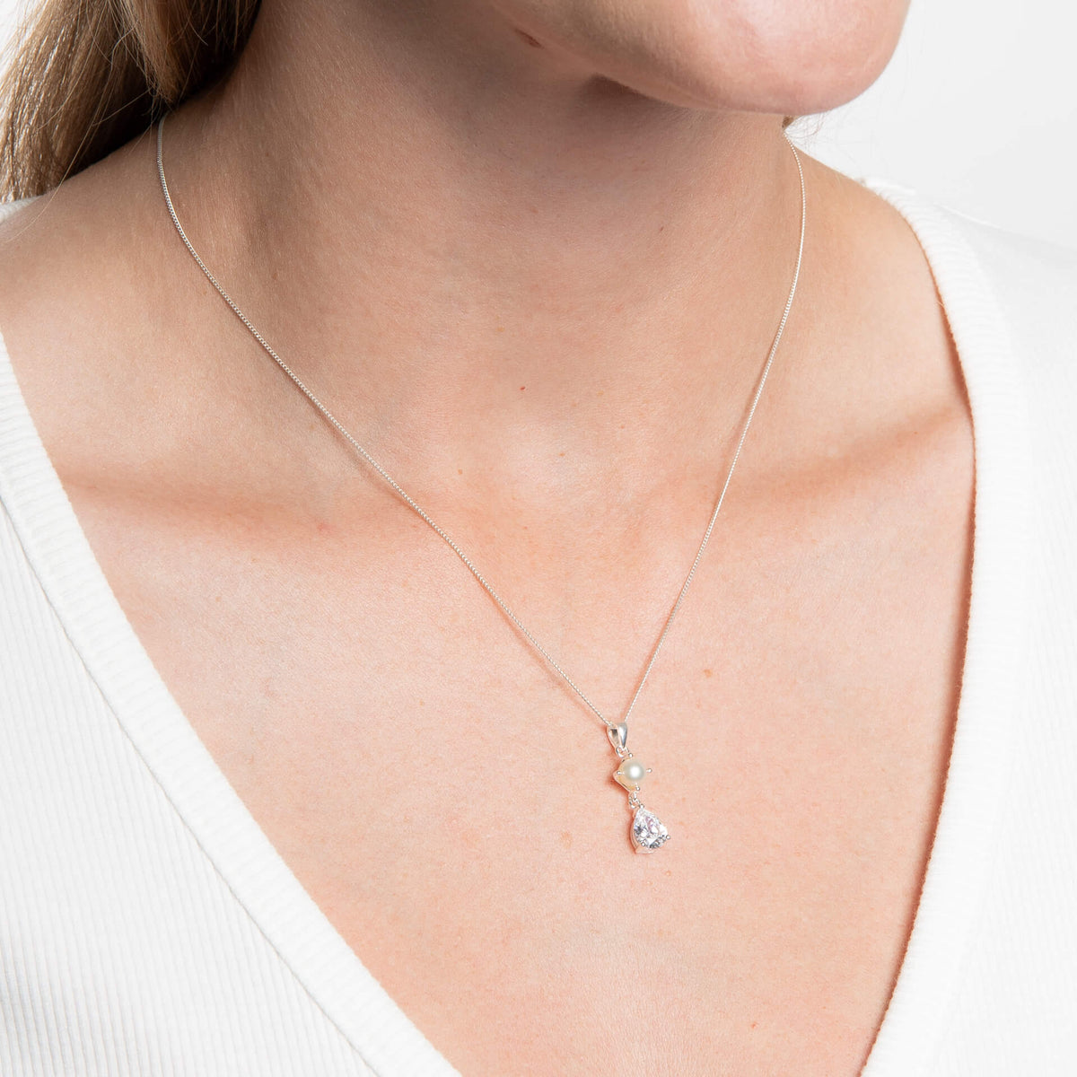 Pearl and Cubic Zirconia Drop Pendant
