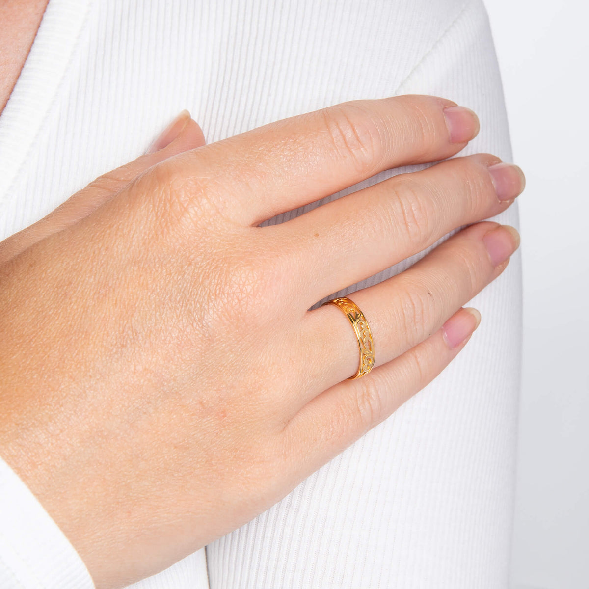 Filigree Band Ring