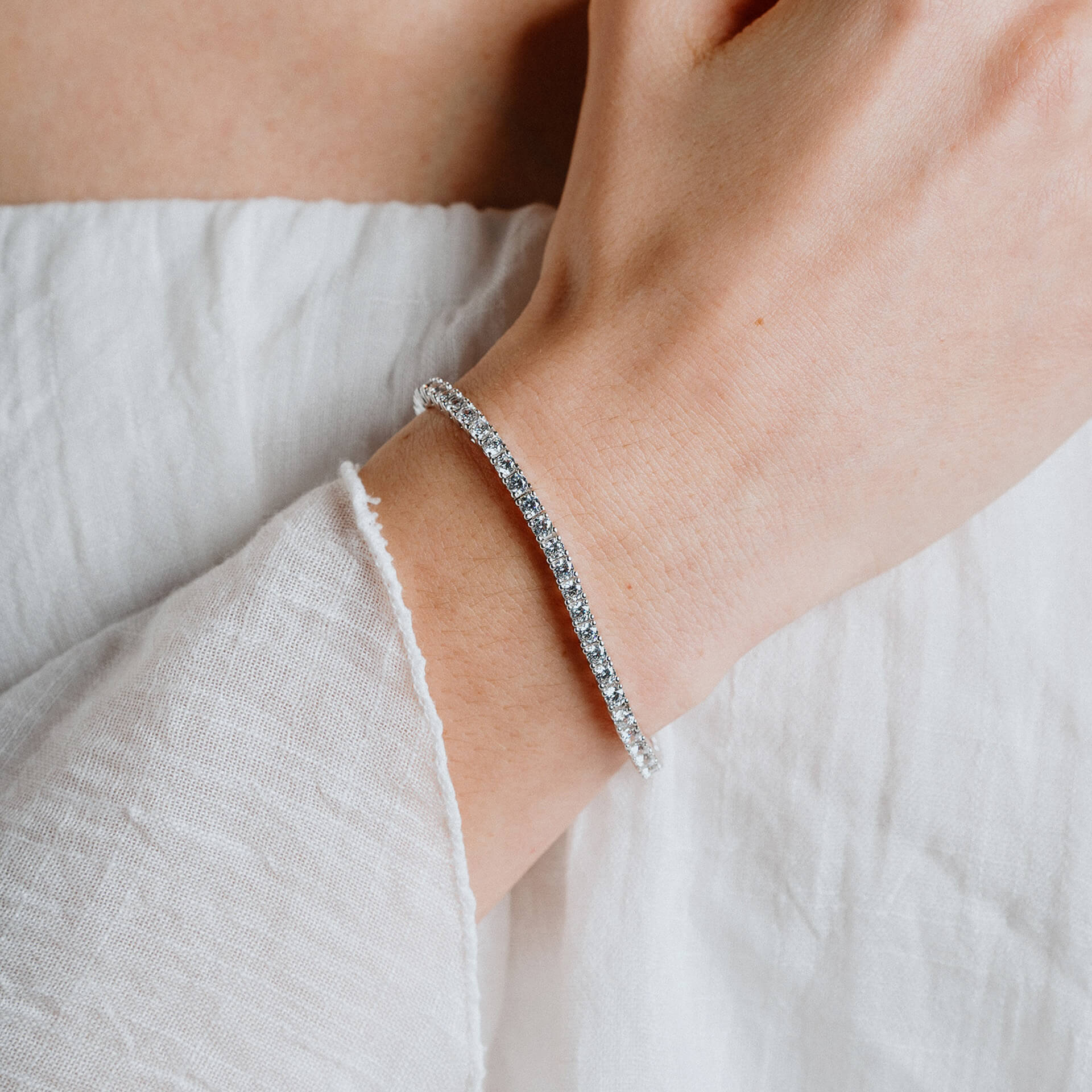 Claw Set Zirconia Tennis Bracelet