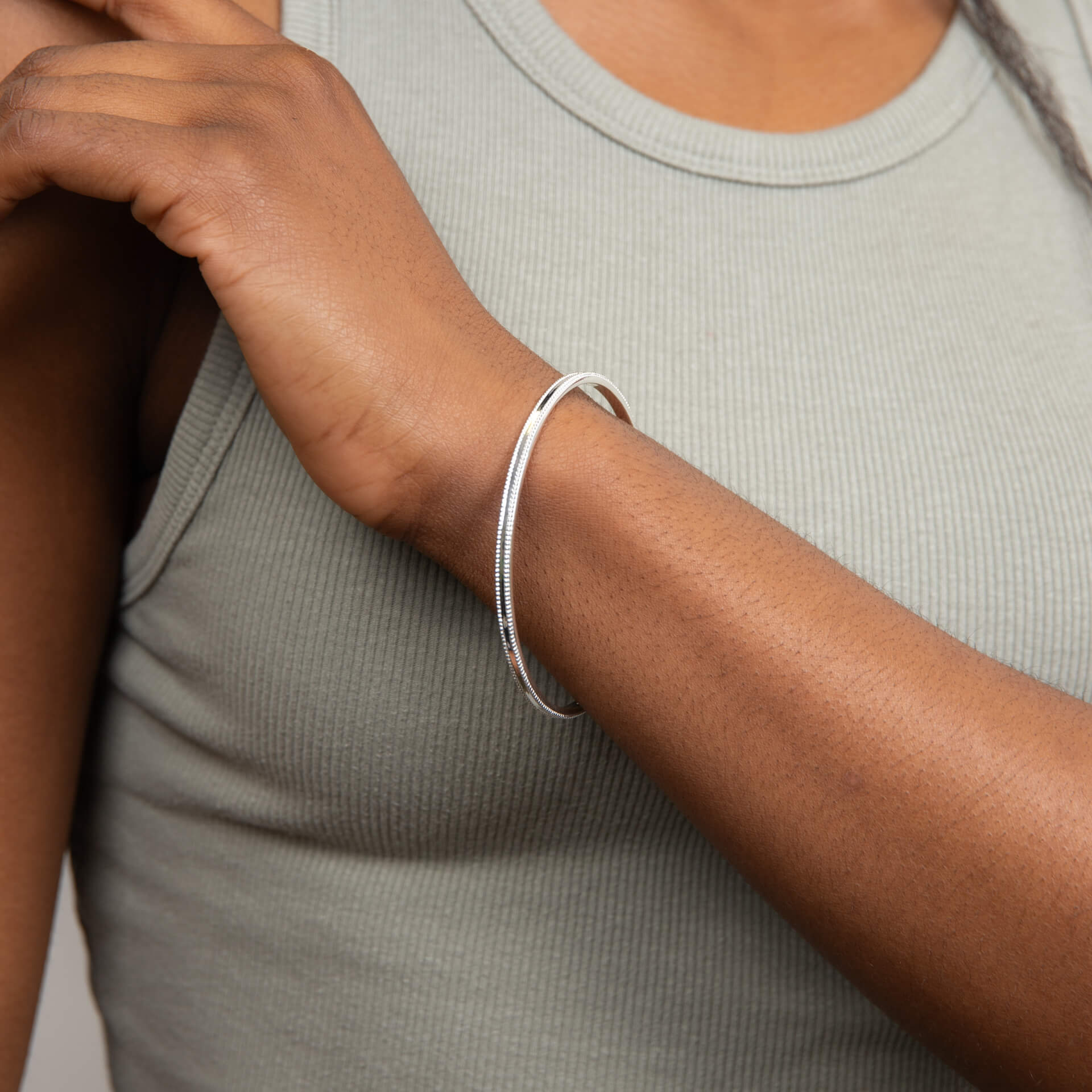 Millegrain Bangle