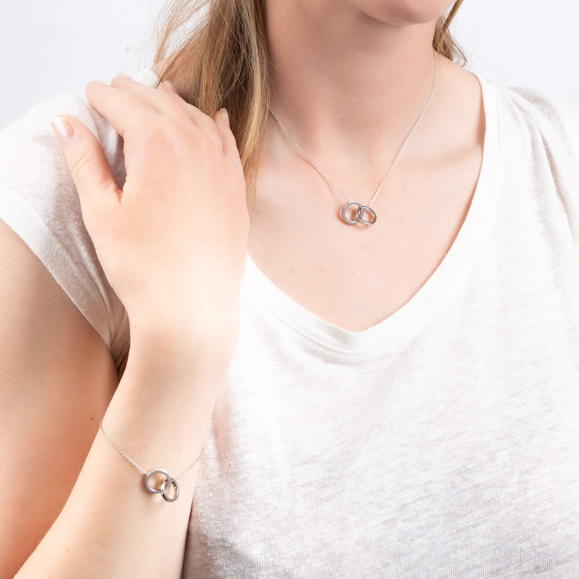 Interlocking Rings Bracelet