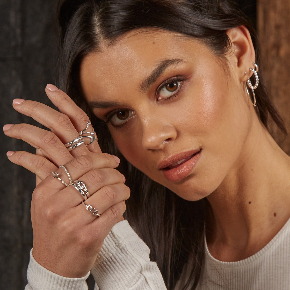 Crossover Ring