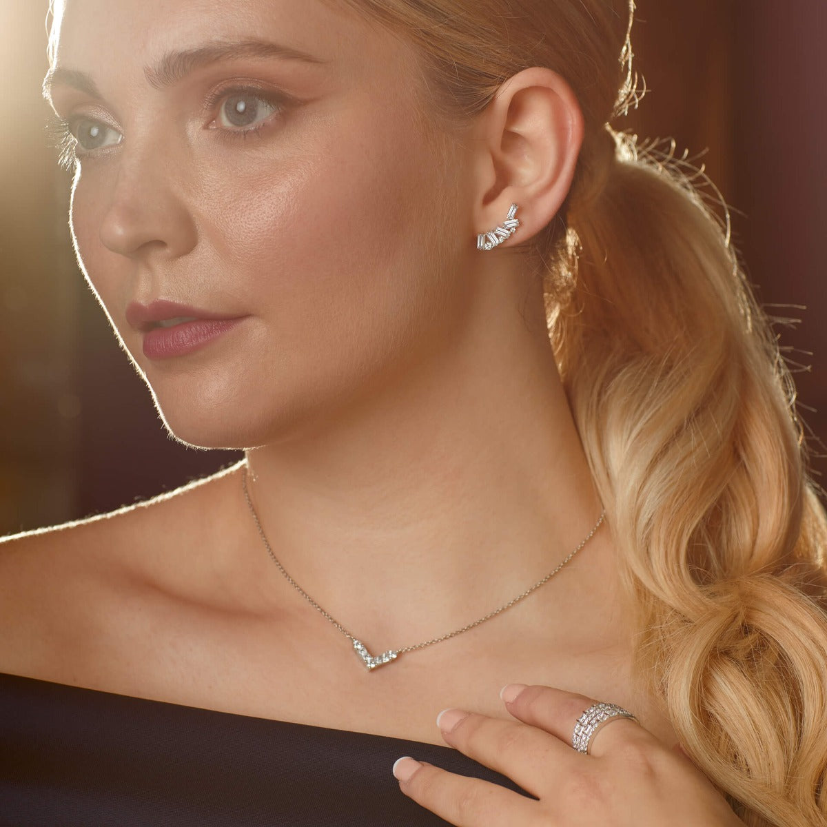 V Shaped Zirconia Necklace