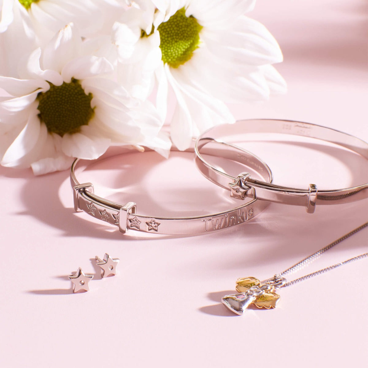 Twinkle Little Star Expanding Bangle with Diamond