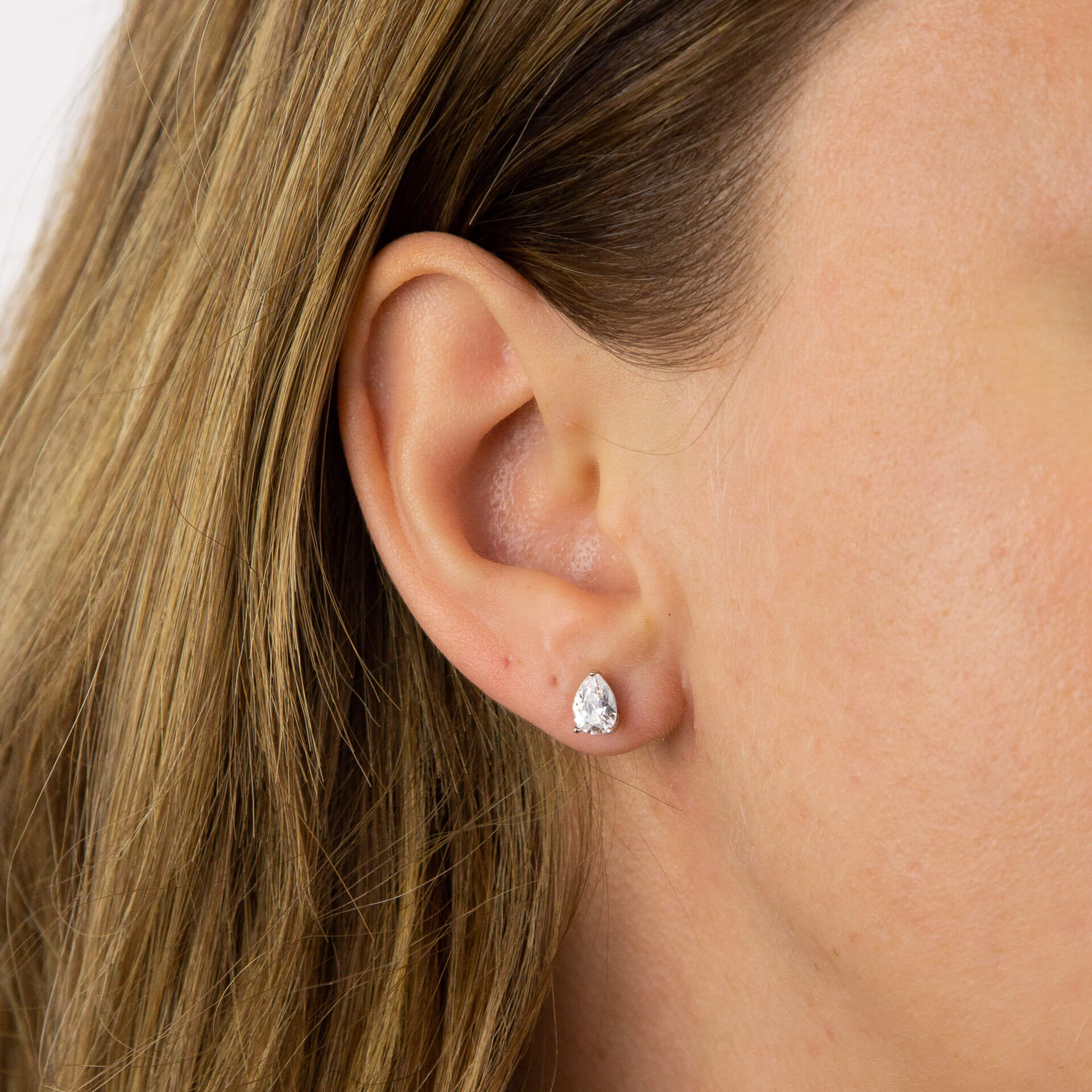 Teardrop Shaped Zirconia Stud Earrings
