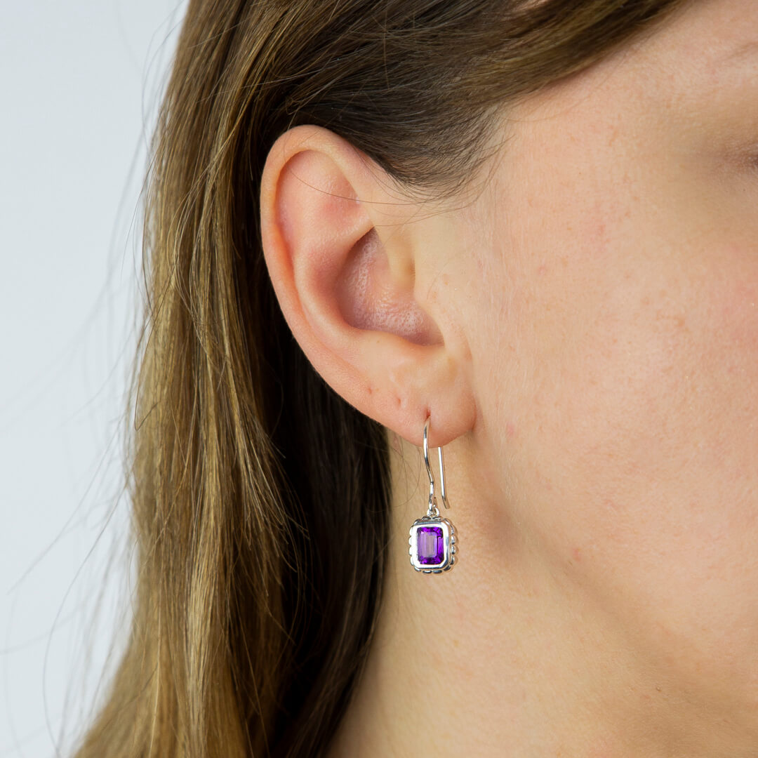 Curve Surround Drop Earrings