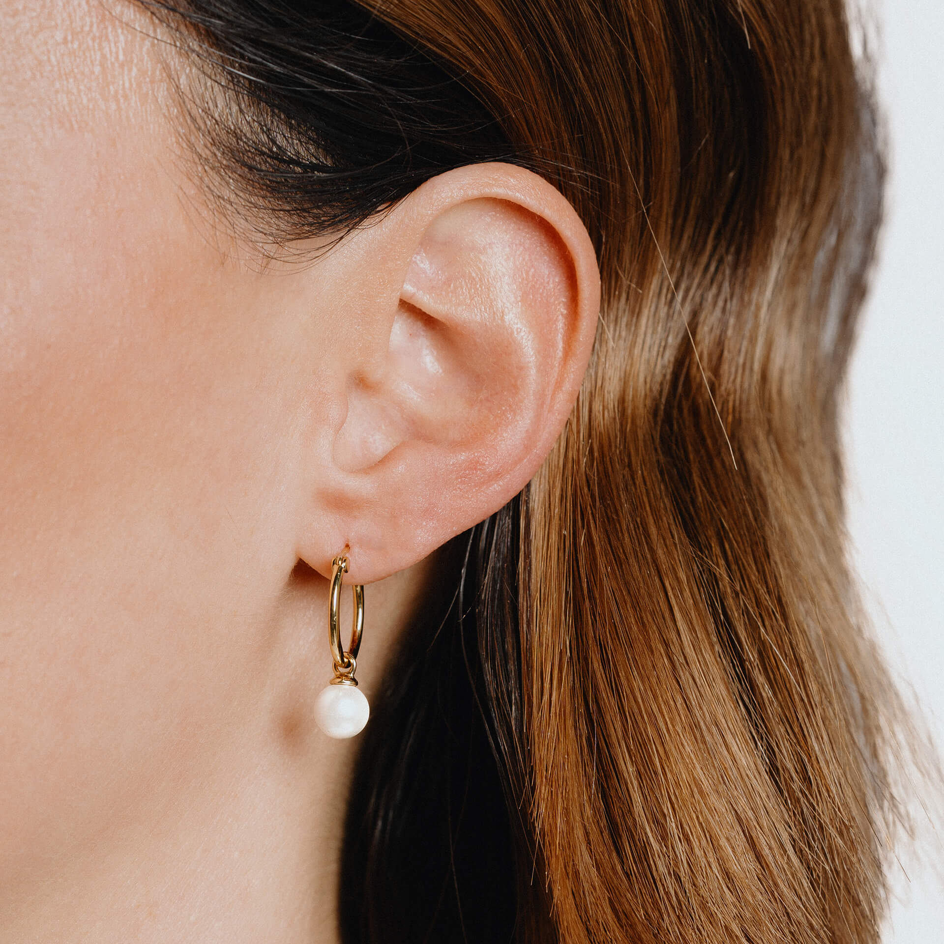 Assembled Hoop Earrings with Shell Pearl