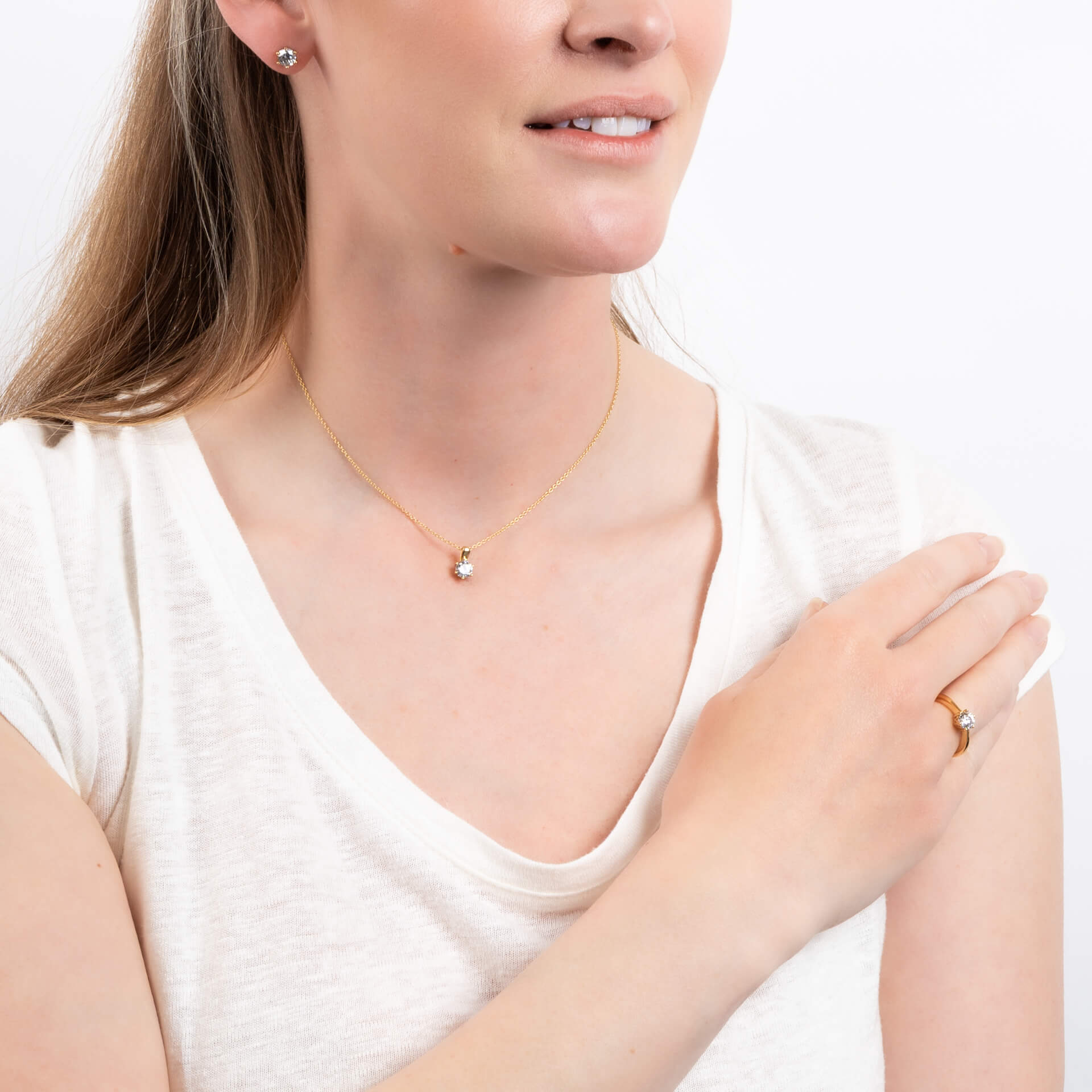 Six Claw Carat Pendant