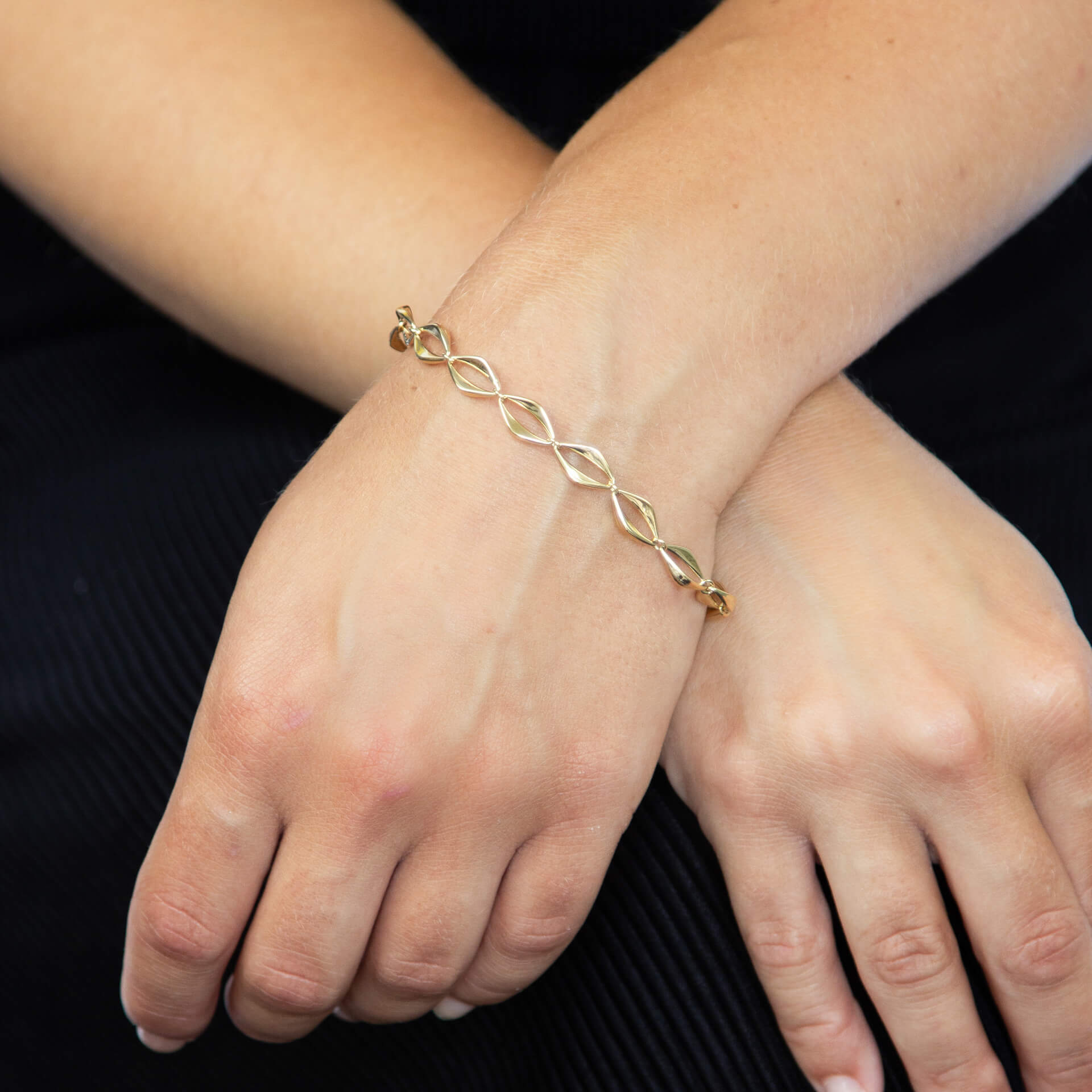 Open Eye Link Bracelet