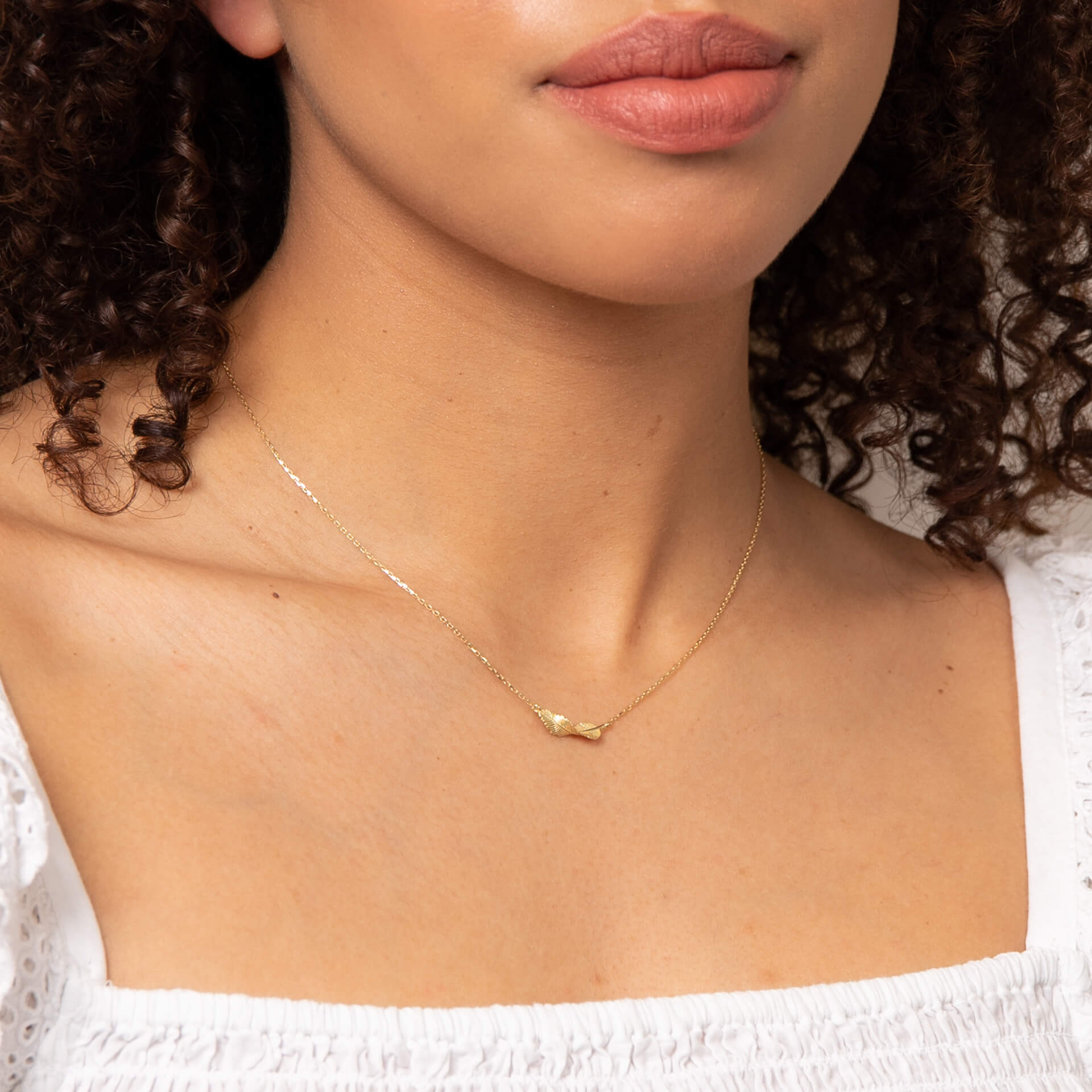 Twist Leaf Necklace