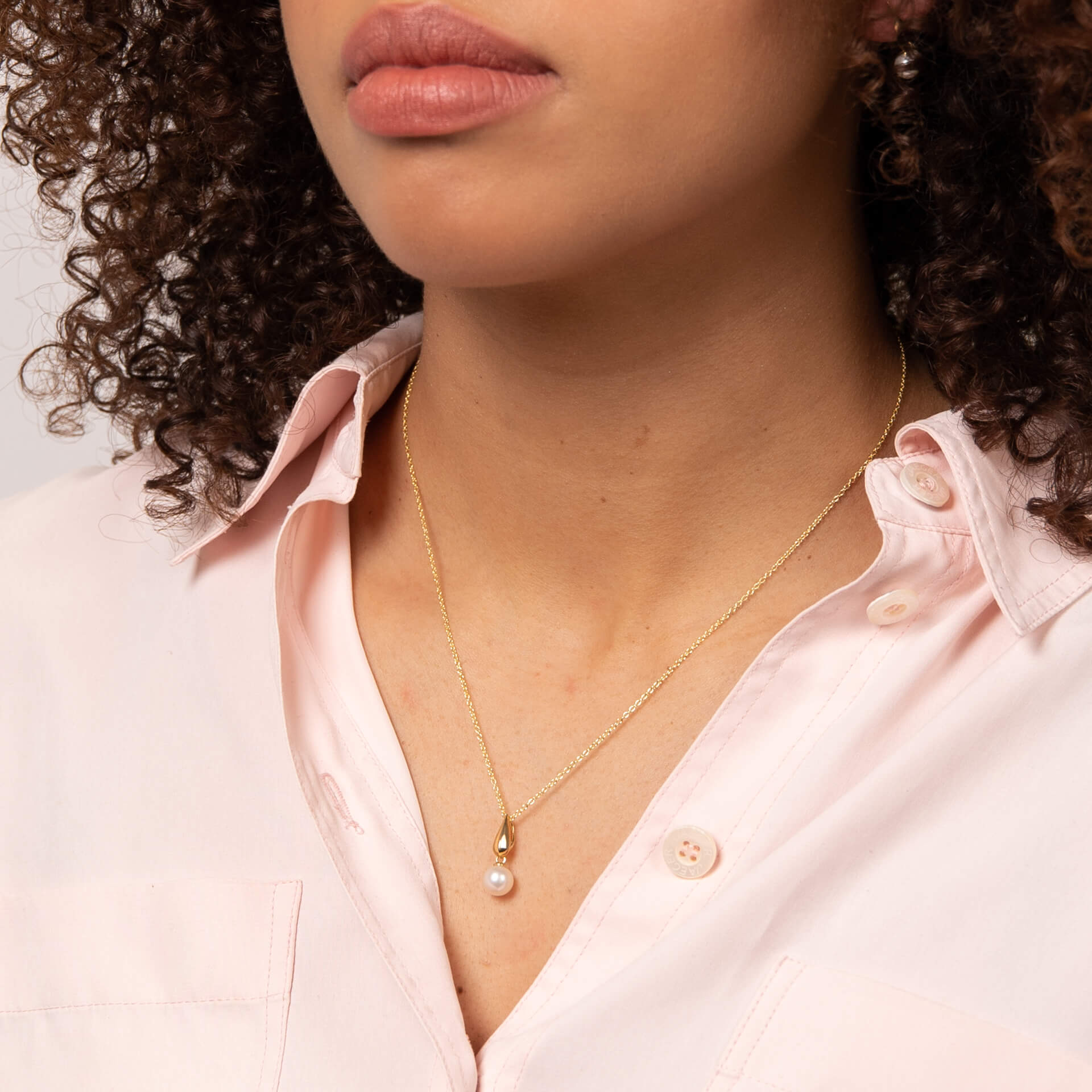 Knife Edge Bale Pearl Pendant