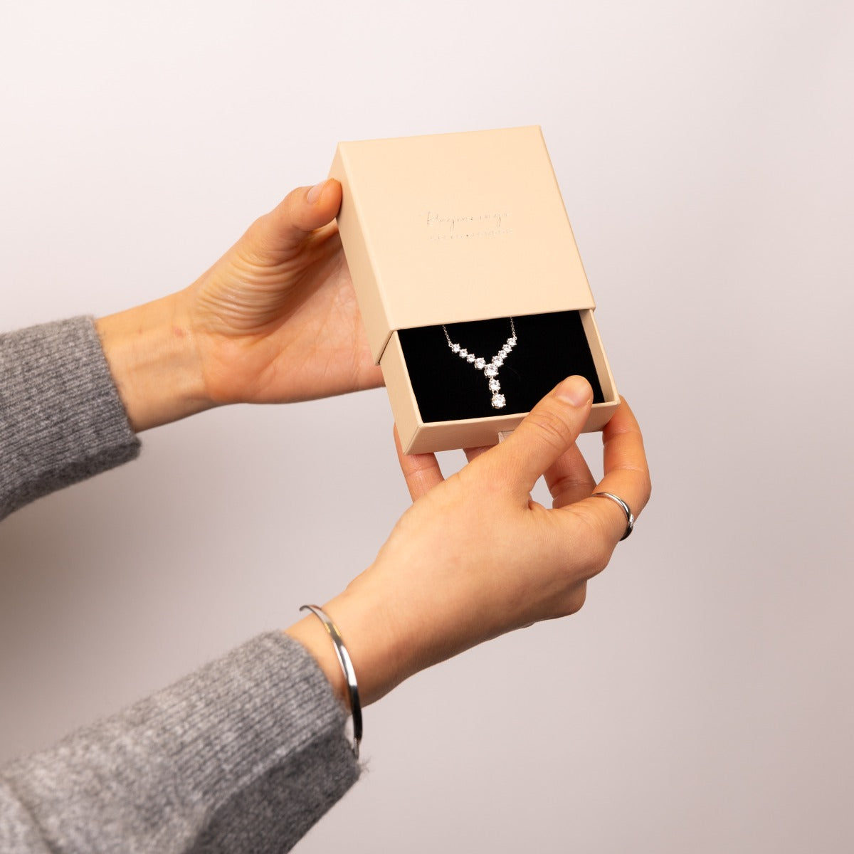 Universal Beginnings Eco Box