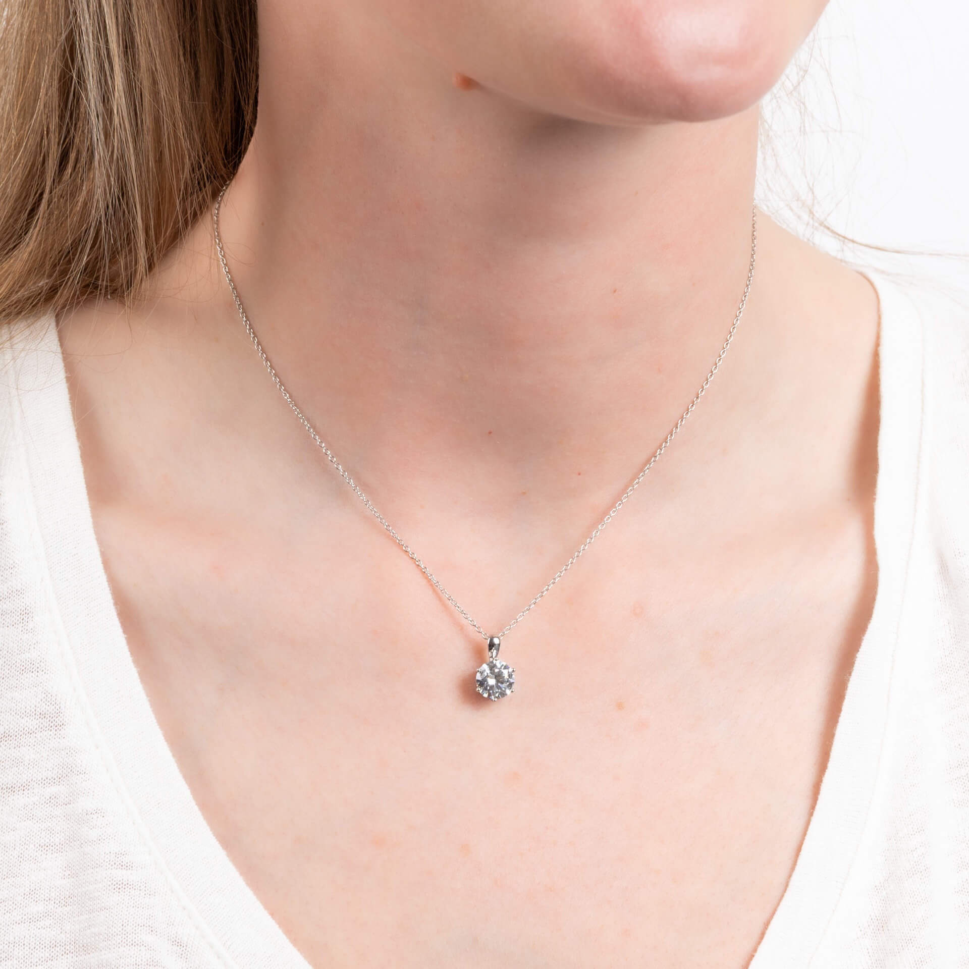Six Claw Carat Pendant