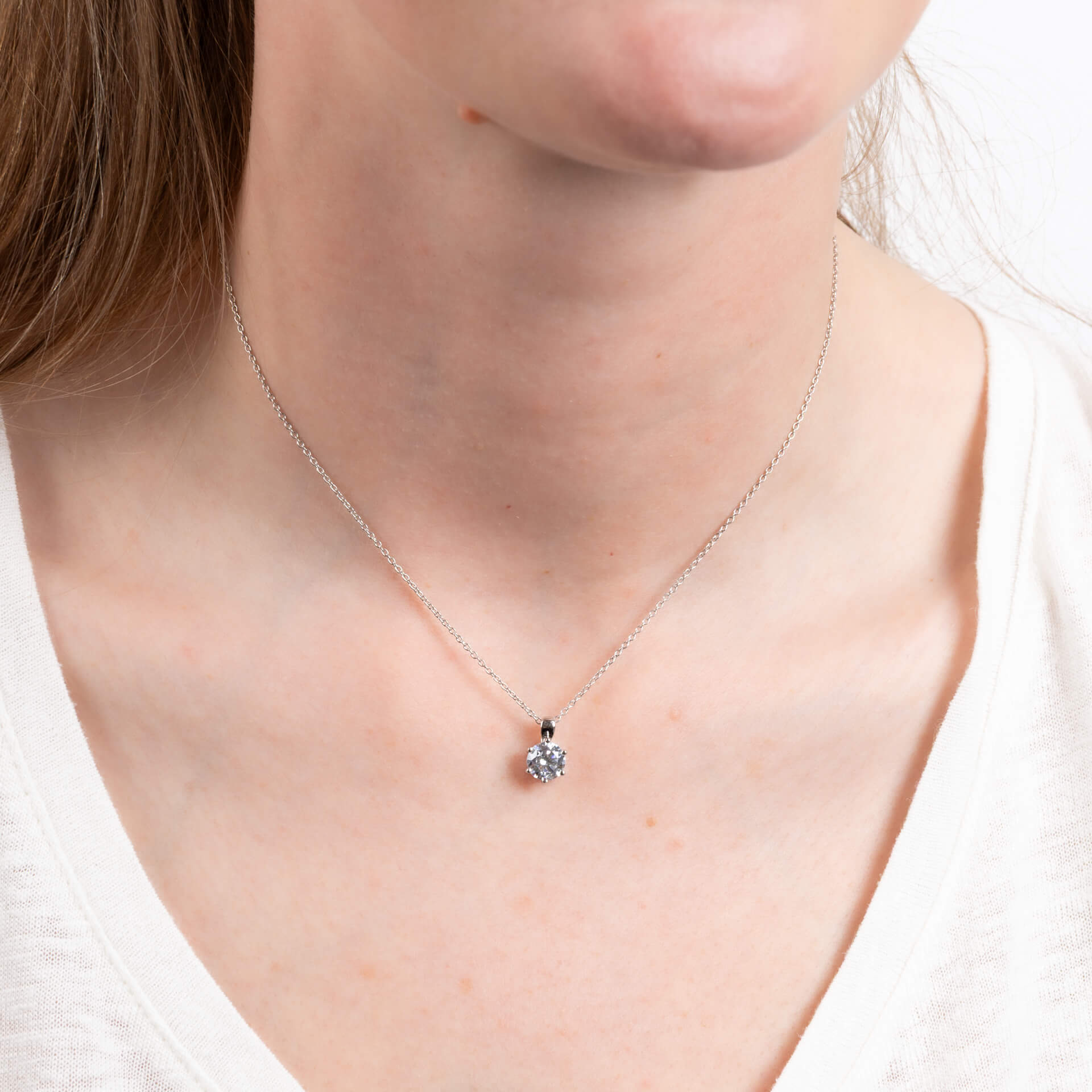 Six Claw Carat Pendant