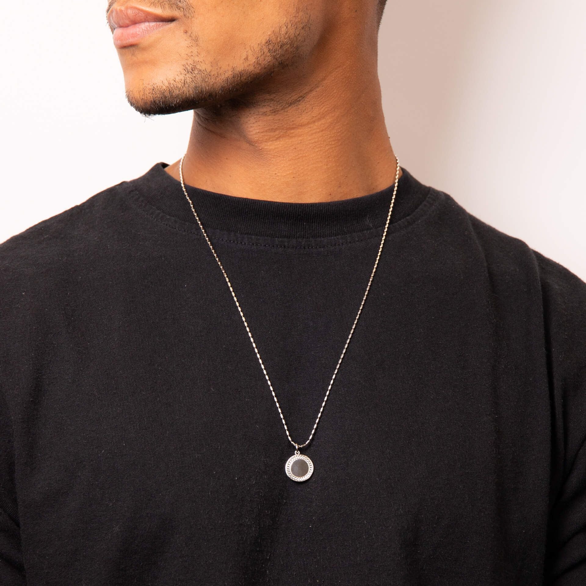 Round Chain Texture Pendant