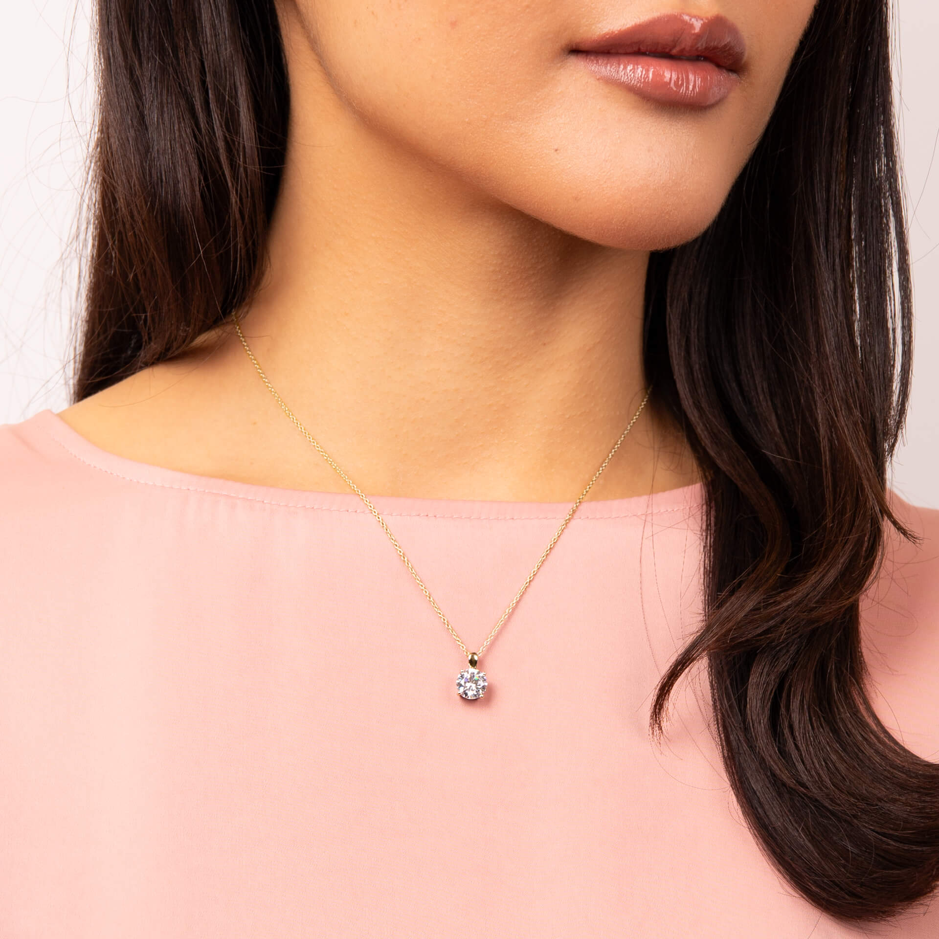 Four Claw Carat Pendant