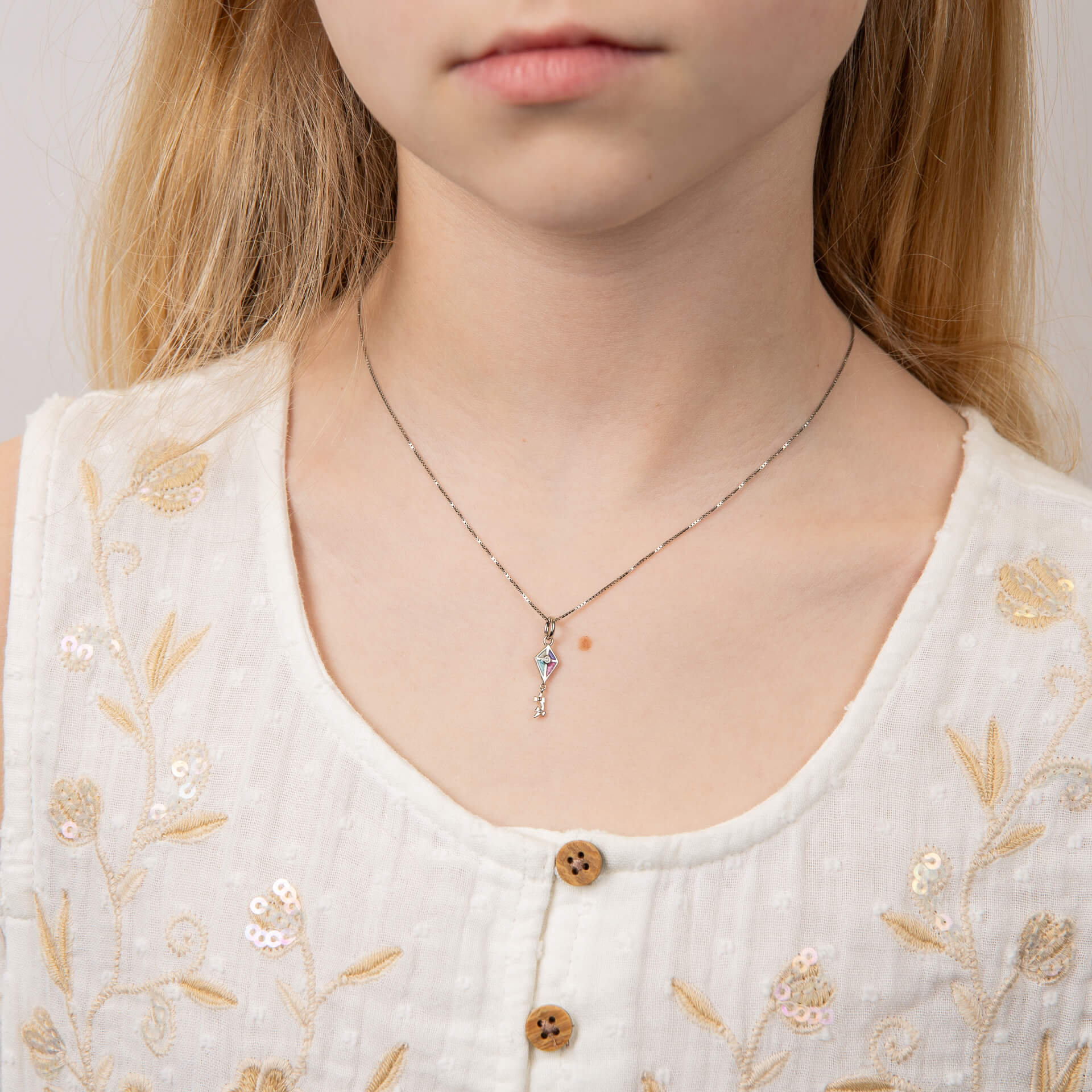 Kite Pendant with Diamond