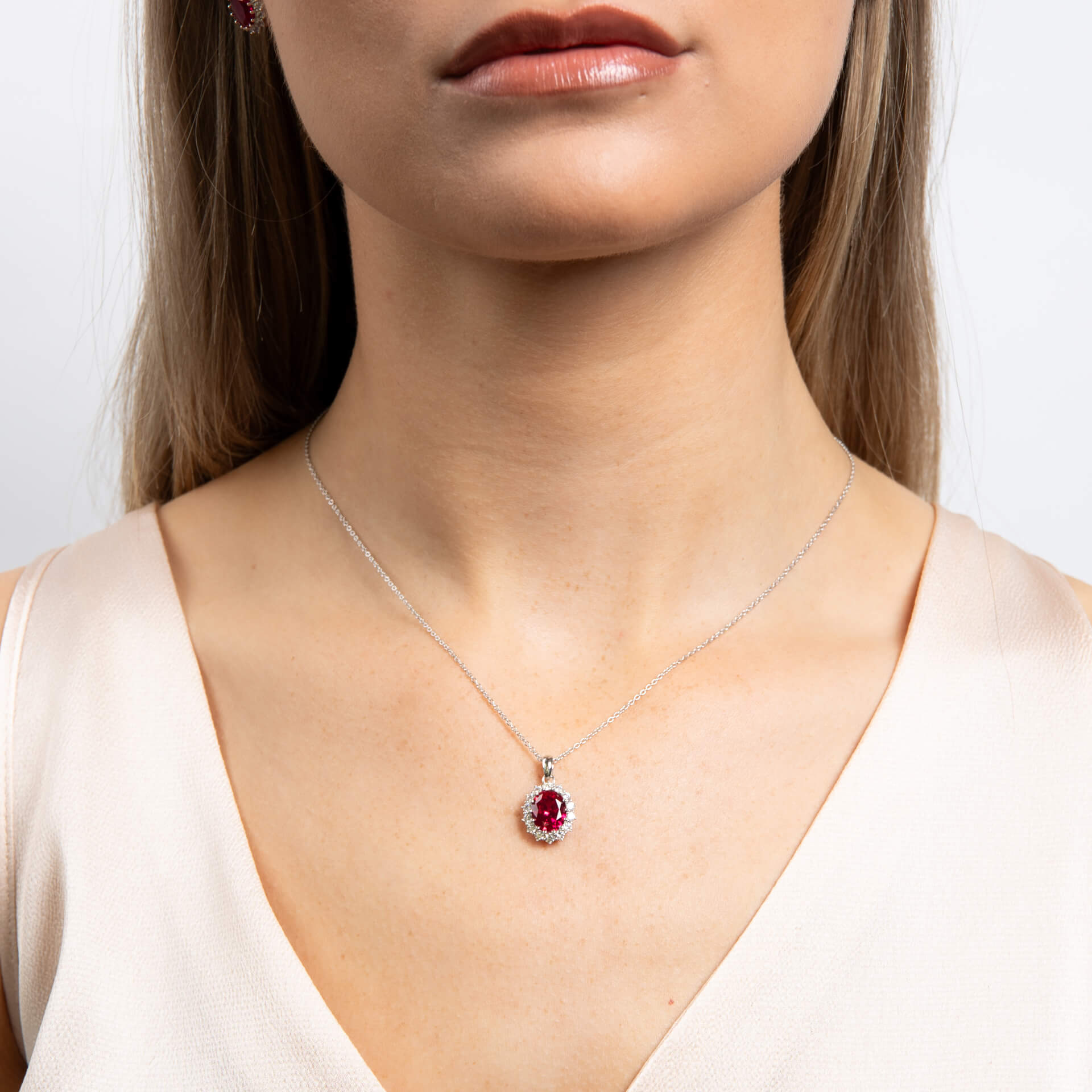 Oval Pendant with Surround