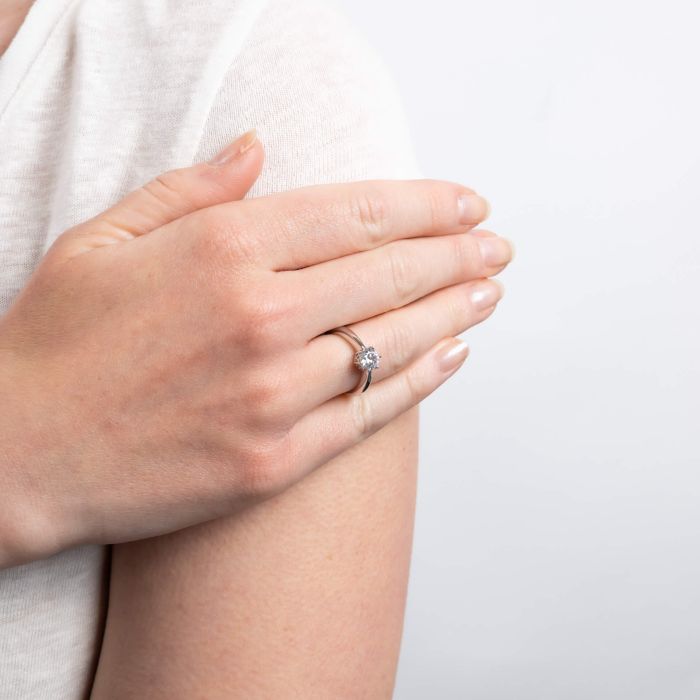Six Claw Carat Ring