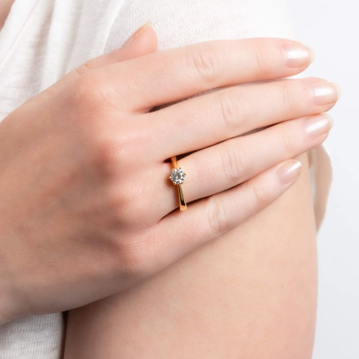 Six Claw Carat Ring