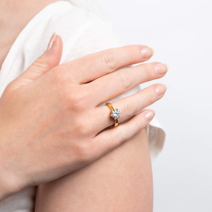 Six Claw Carat Ring