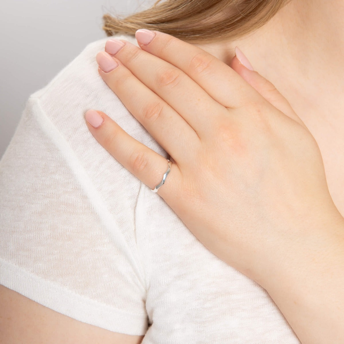 Wavy Band Ring