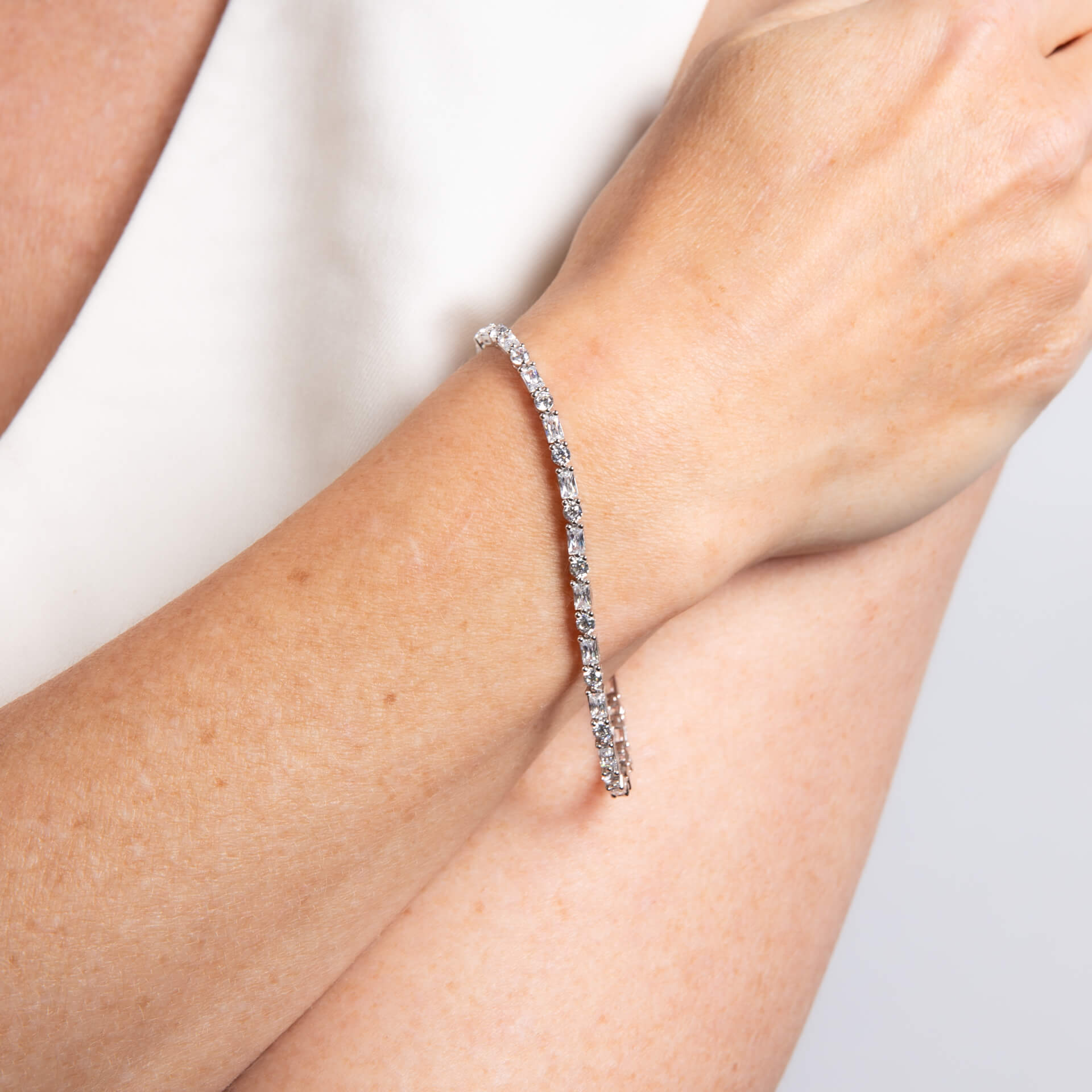 Baguette and Round Zirconia Bracelet