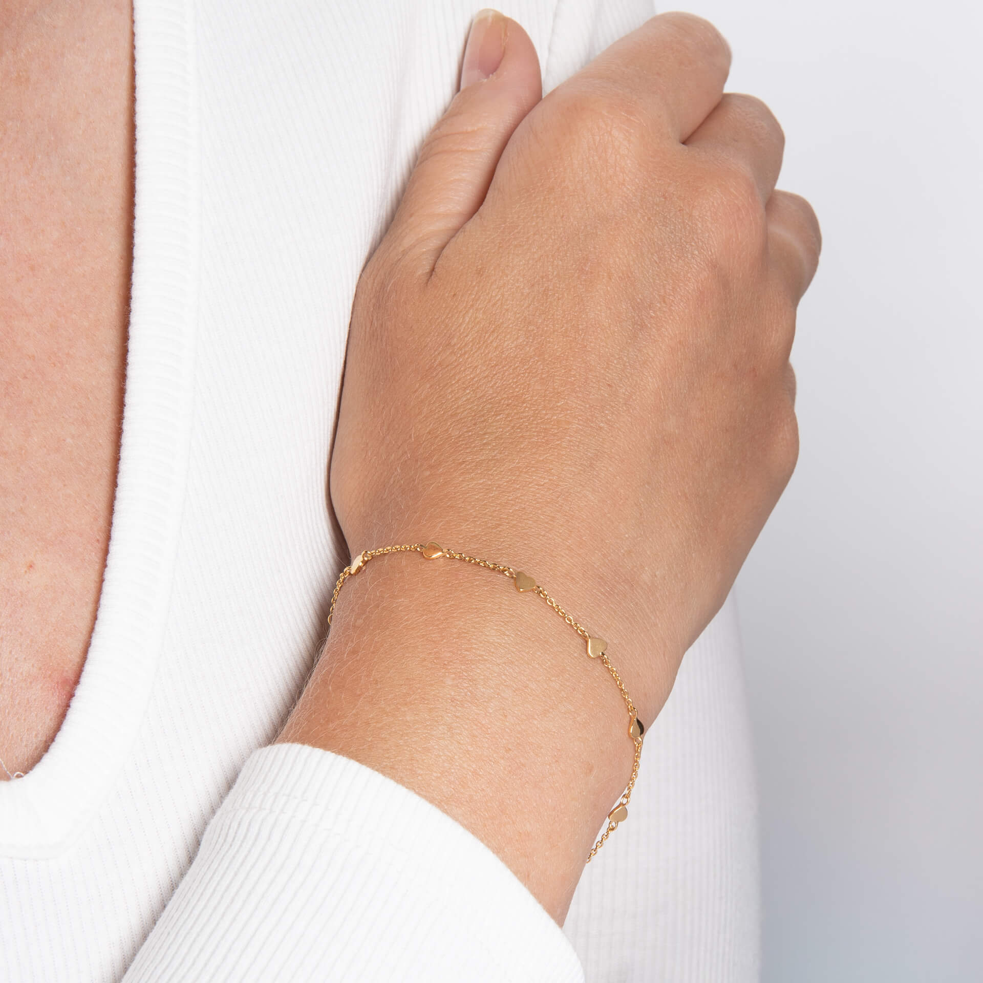 Small Heart Station Bracelet