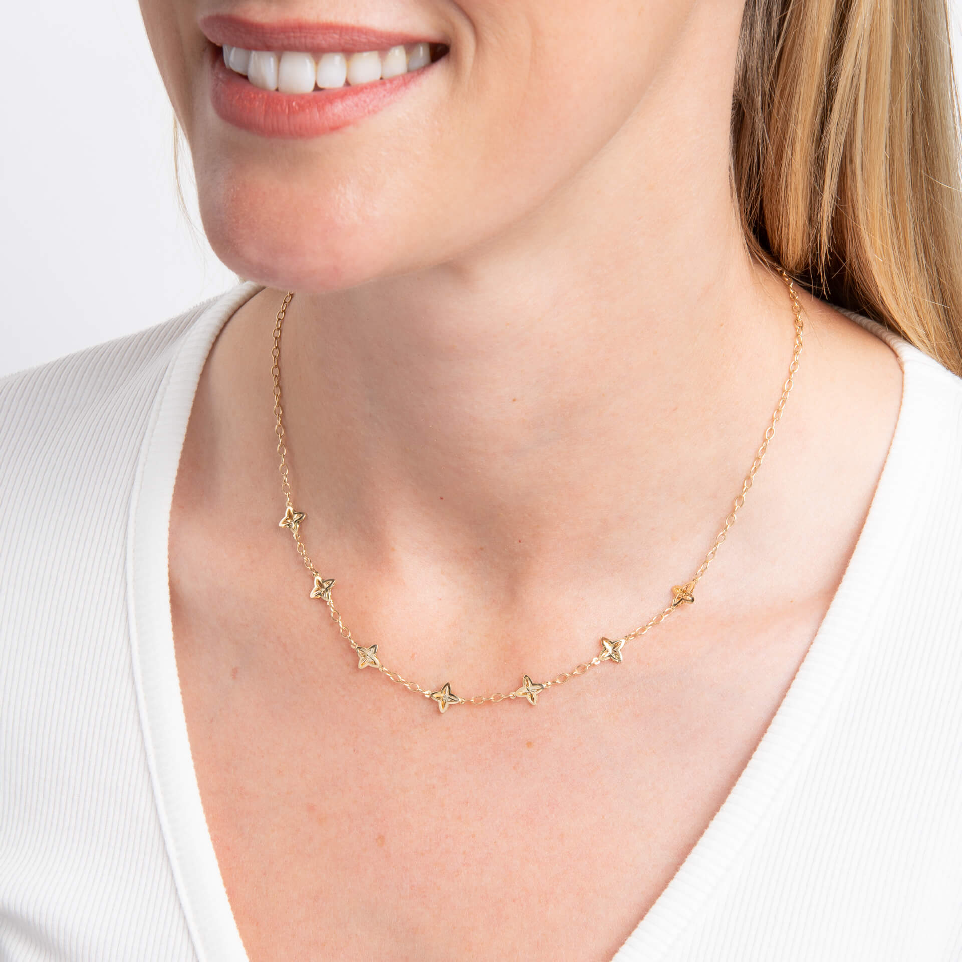 Textured Flower Station Necklace
