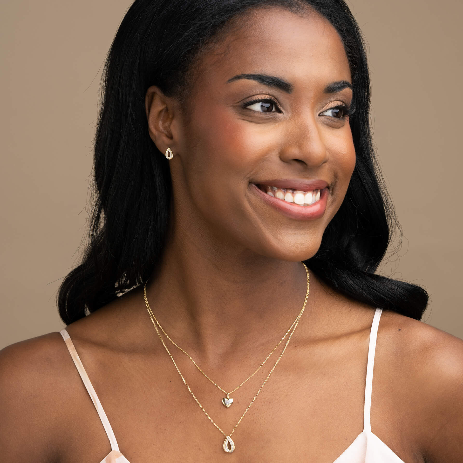 Pavé Diamond Heart Pendant