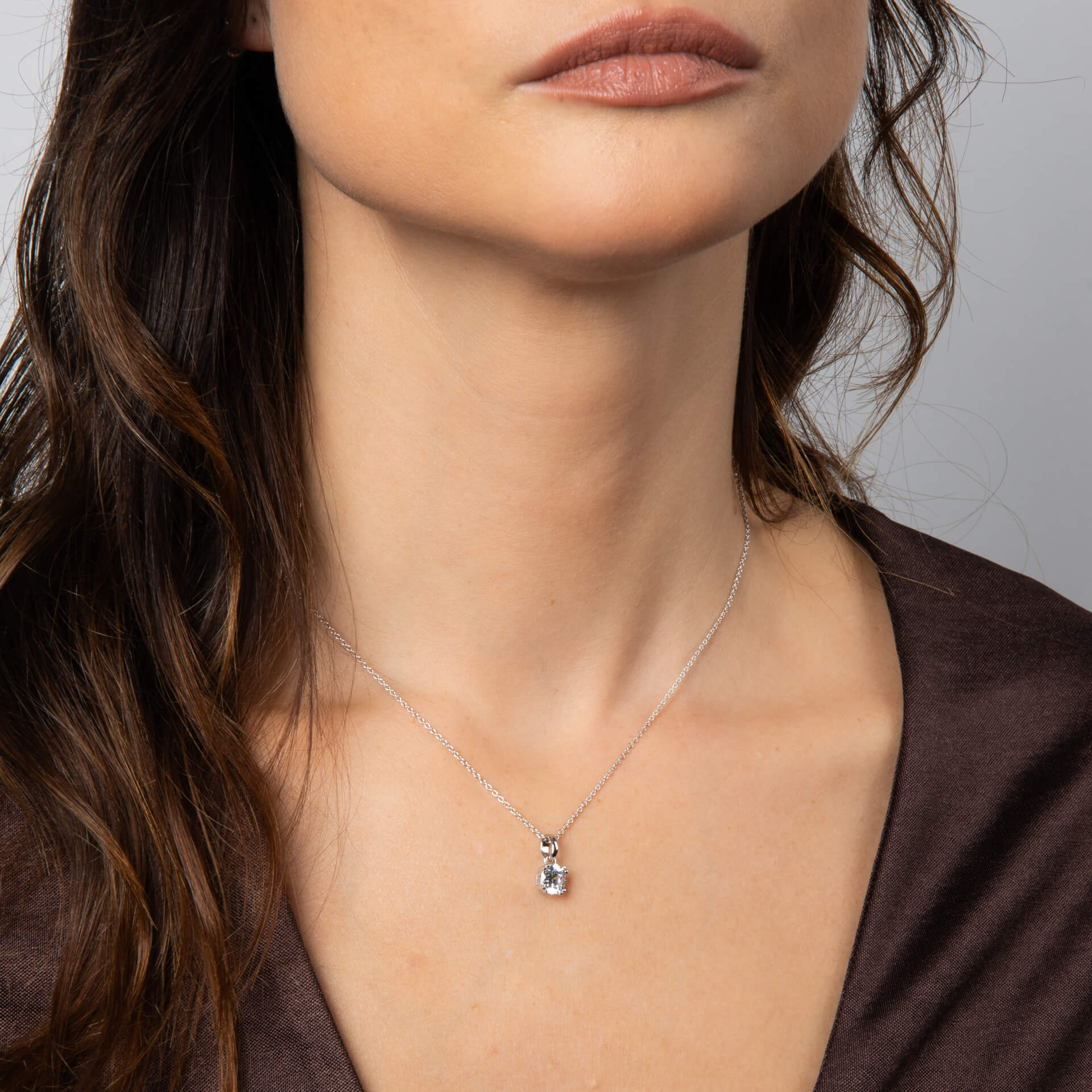 Double Claw Solitaire Pendant