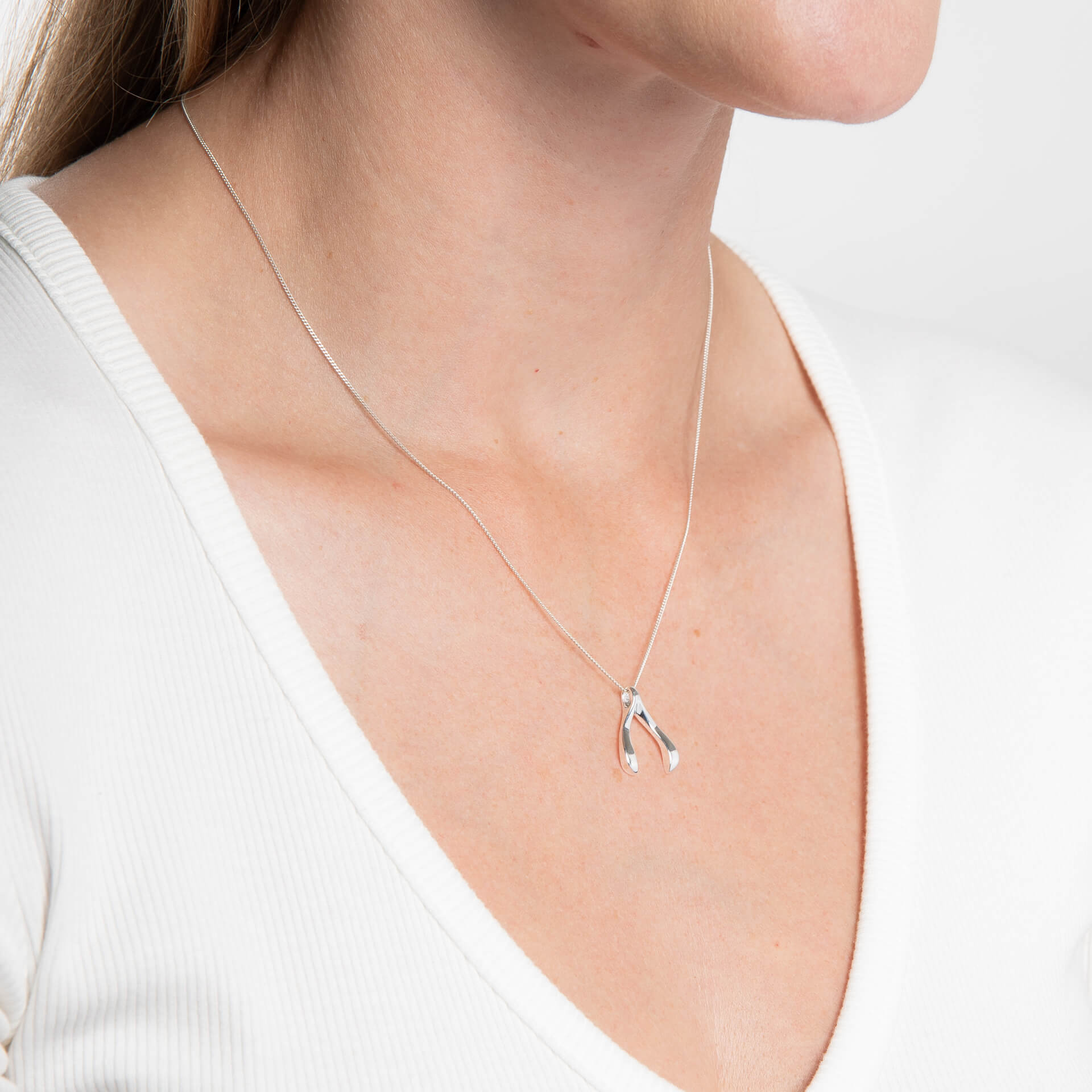 Wishbone Pendant