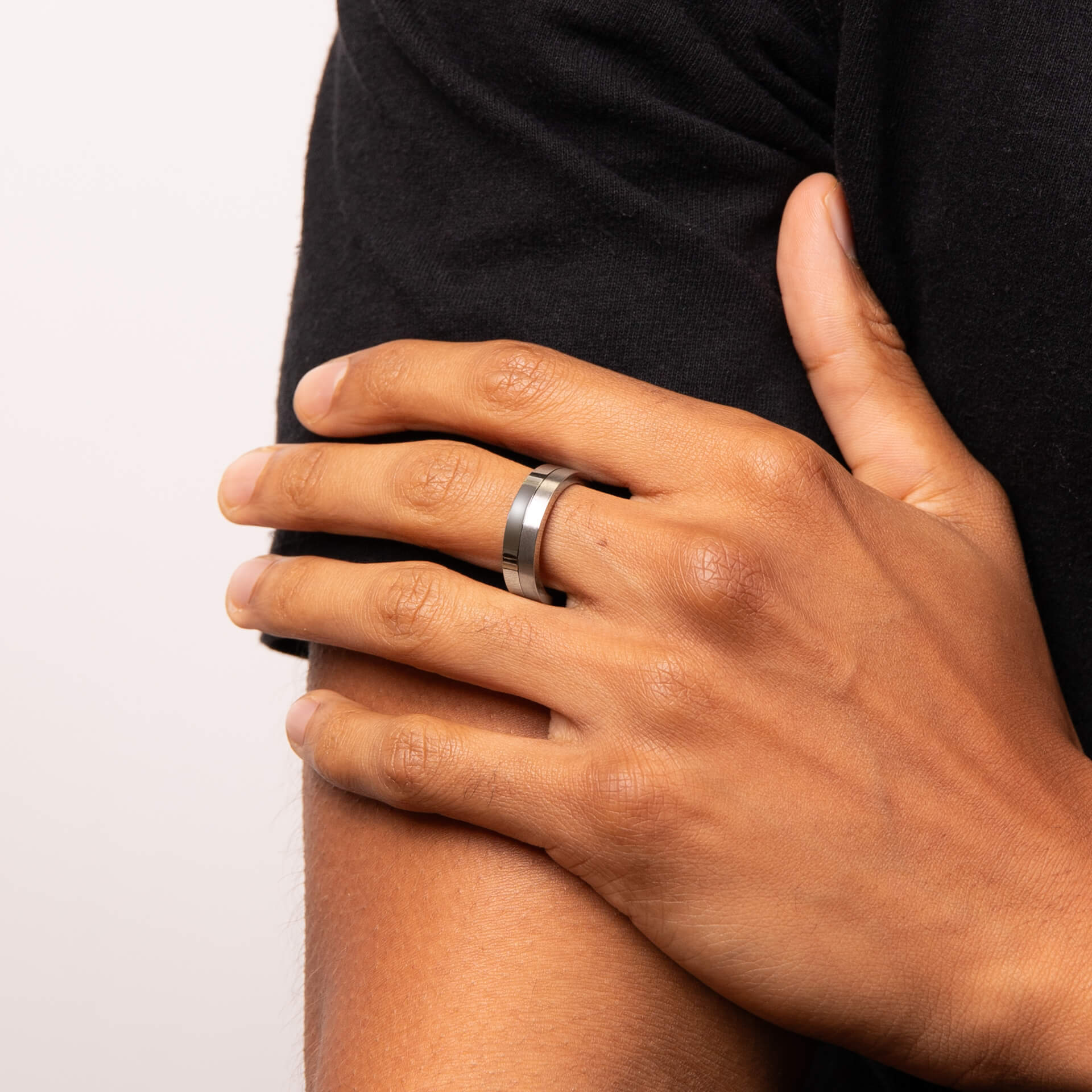 Two Tone Spinning Band Ring