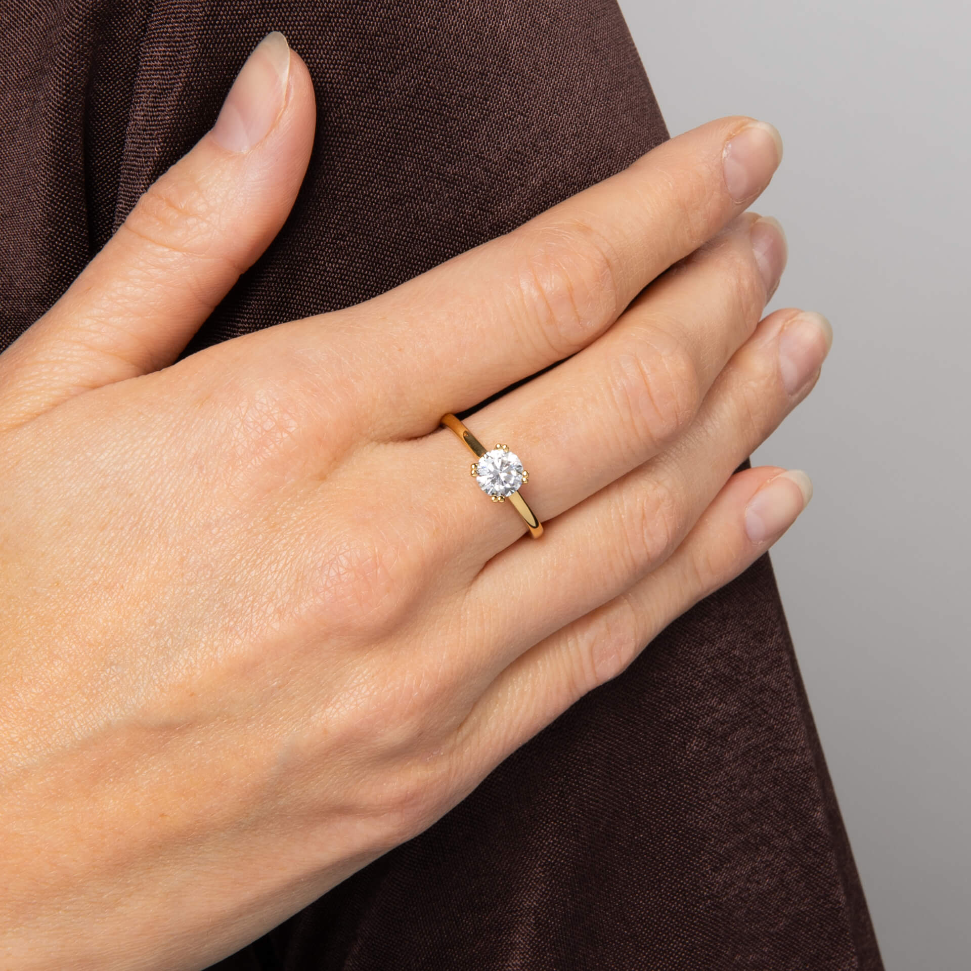 Double Claw Solitaire Ring