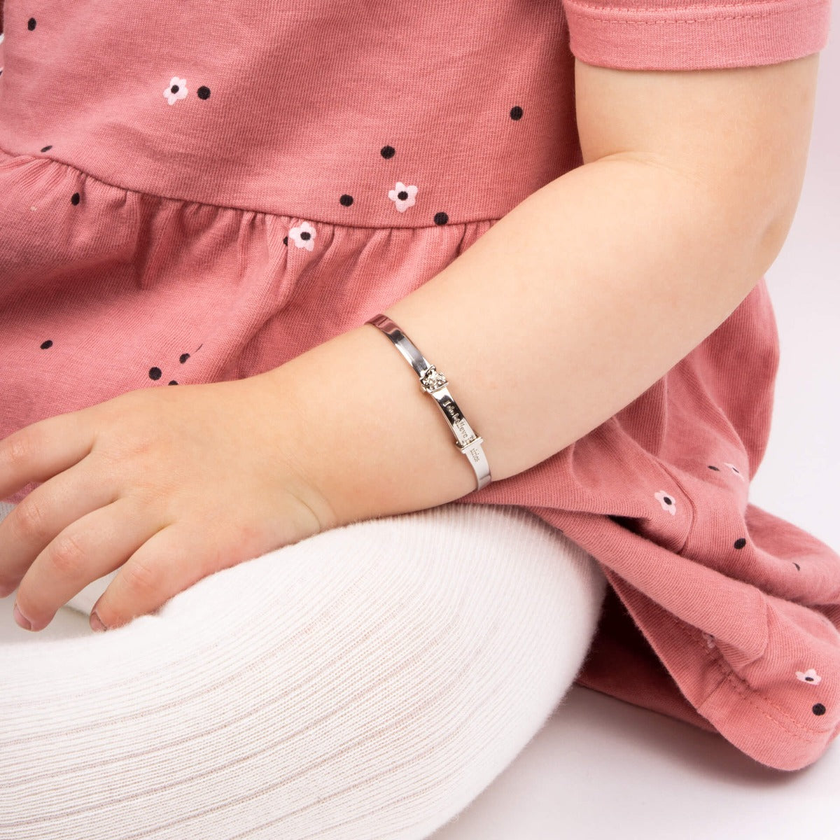 I Do Believe in Fairies' Expanding Bangle with Diamond
