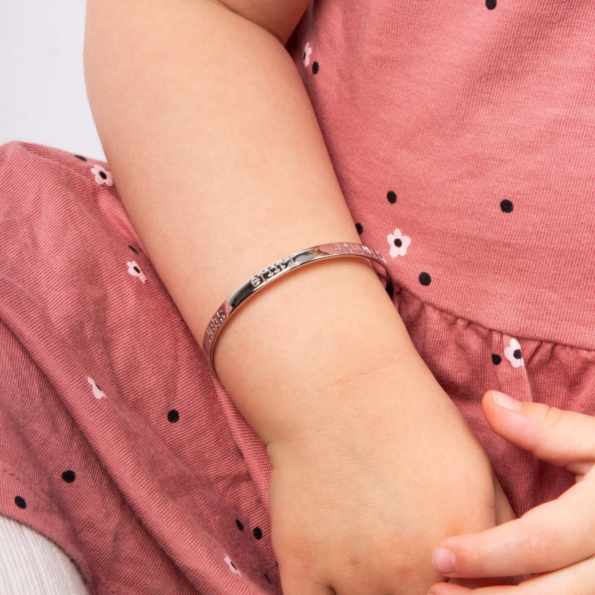 Twinkle Little Star Expanding Bangle with Diamond