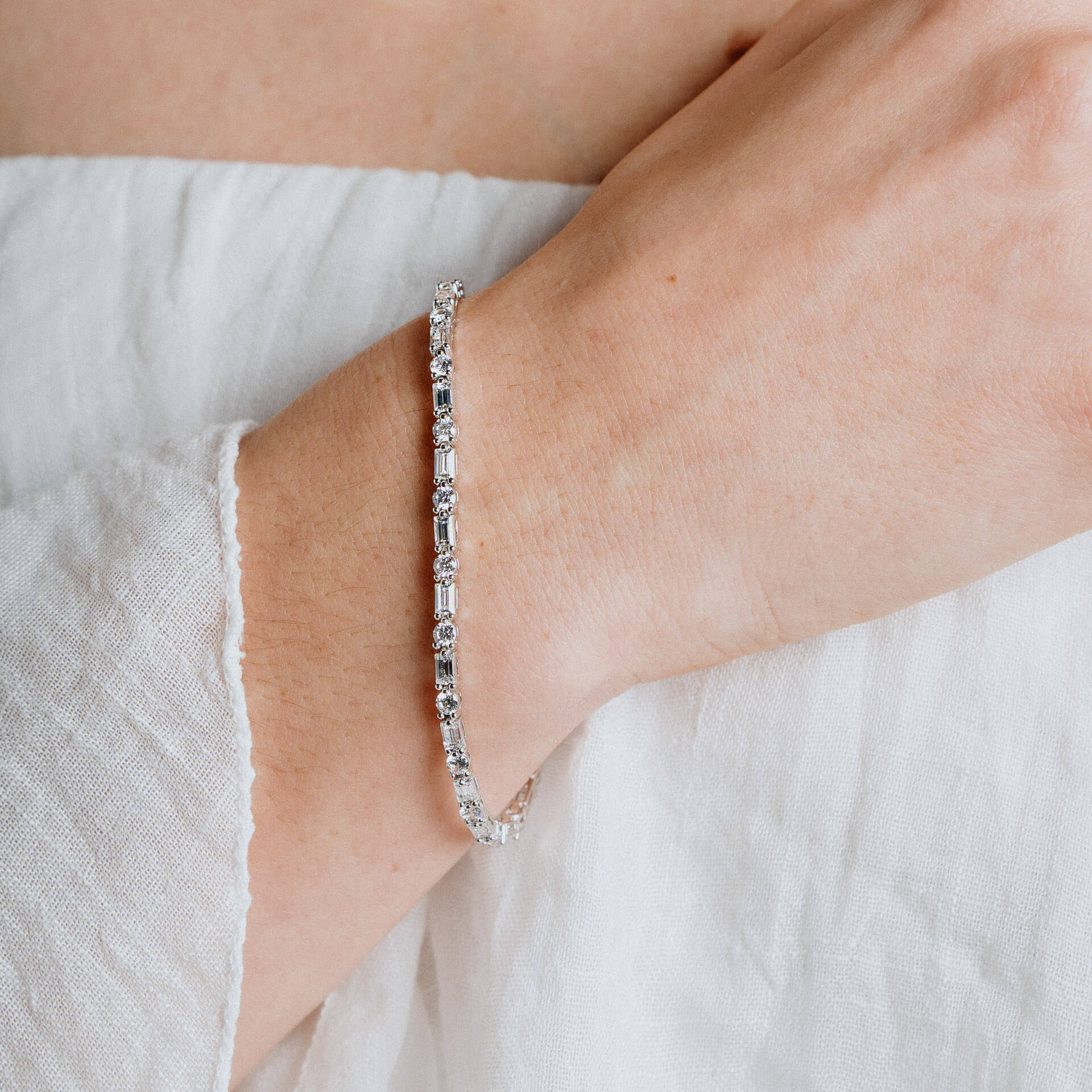 Baguette and Round Zirconia Bracelet