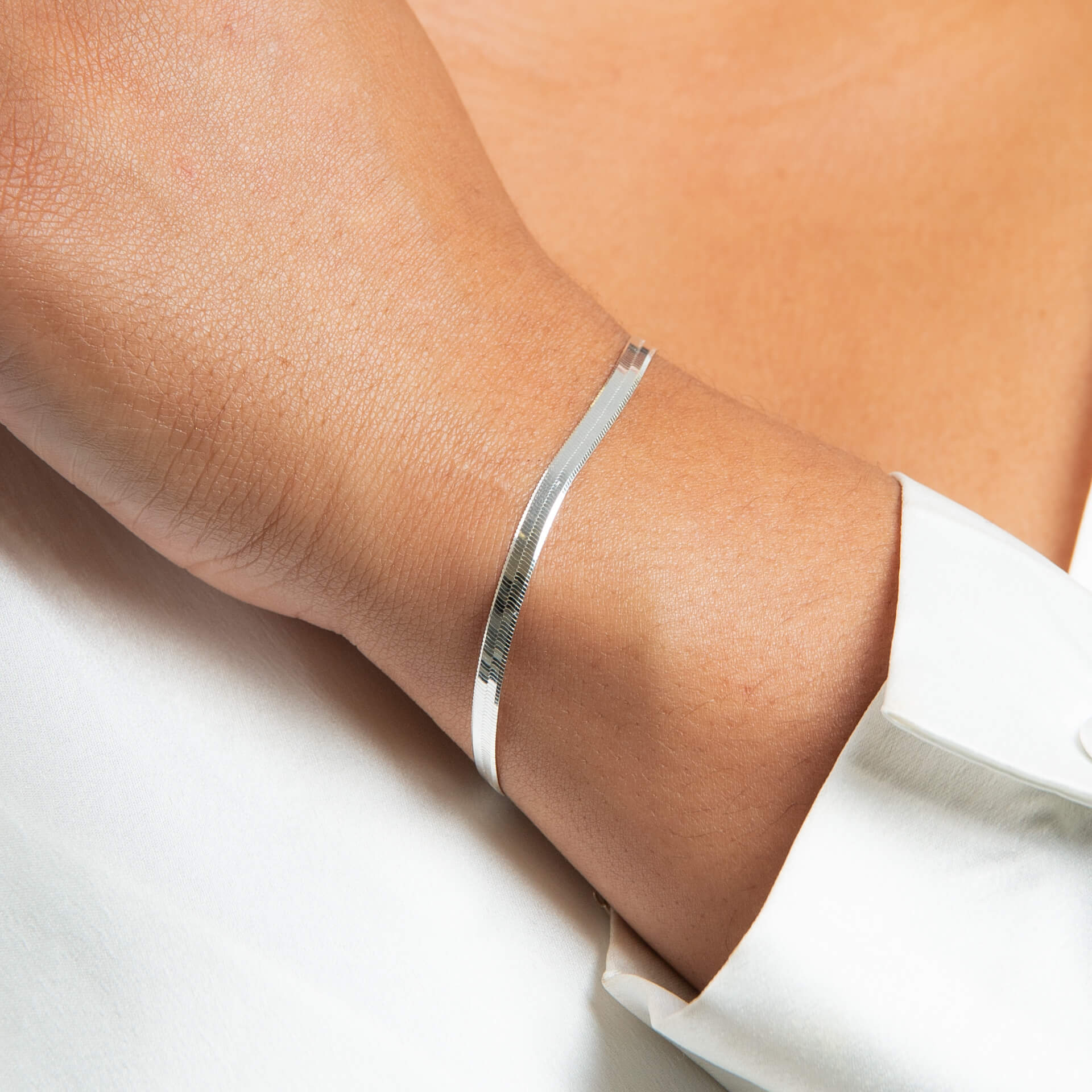 Flat Herringbone Chain Bracelet