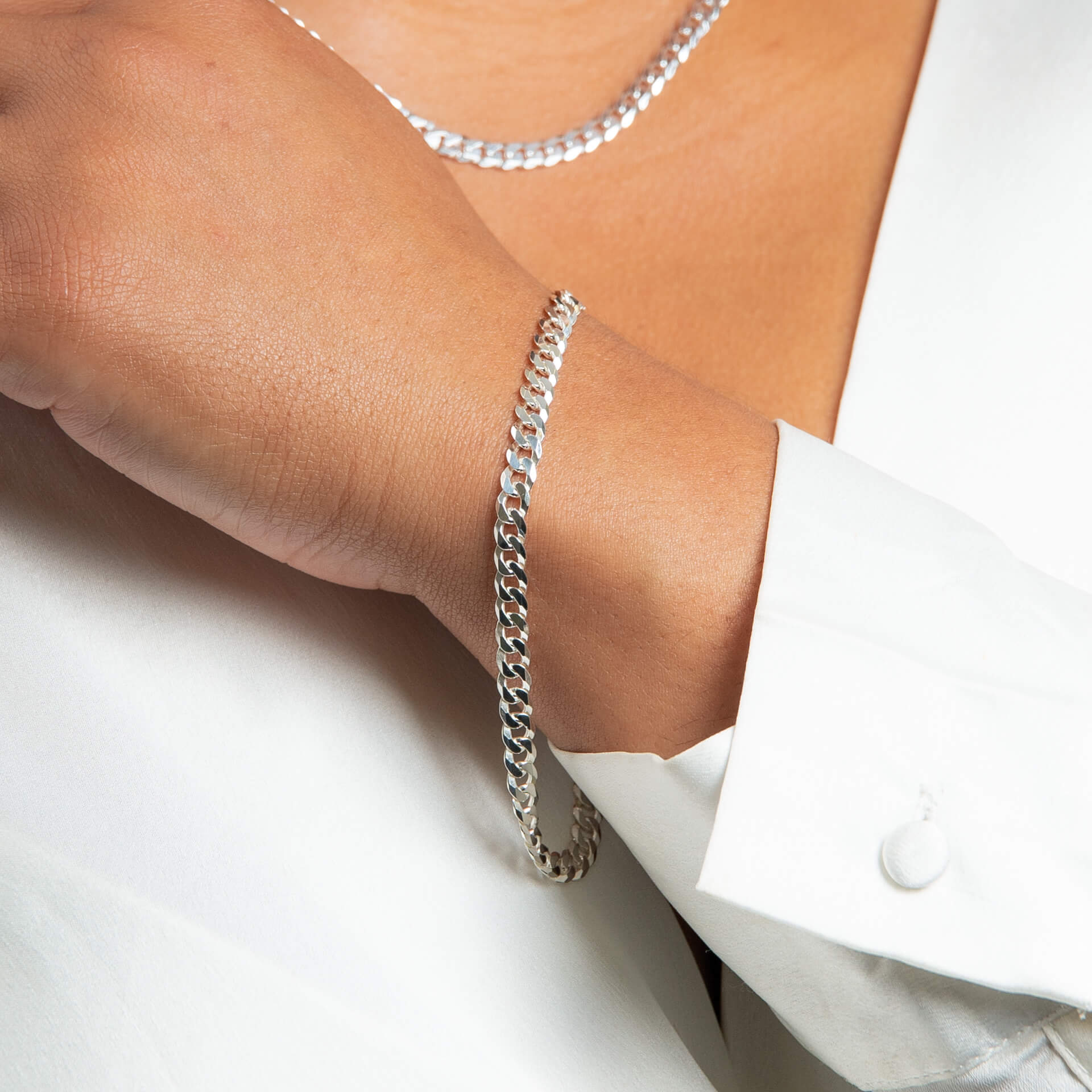 Curb Chain Bracelet