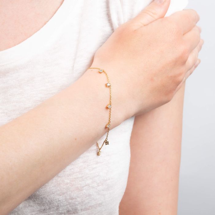 Four Claw Set Zirconia Station Bracelet