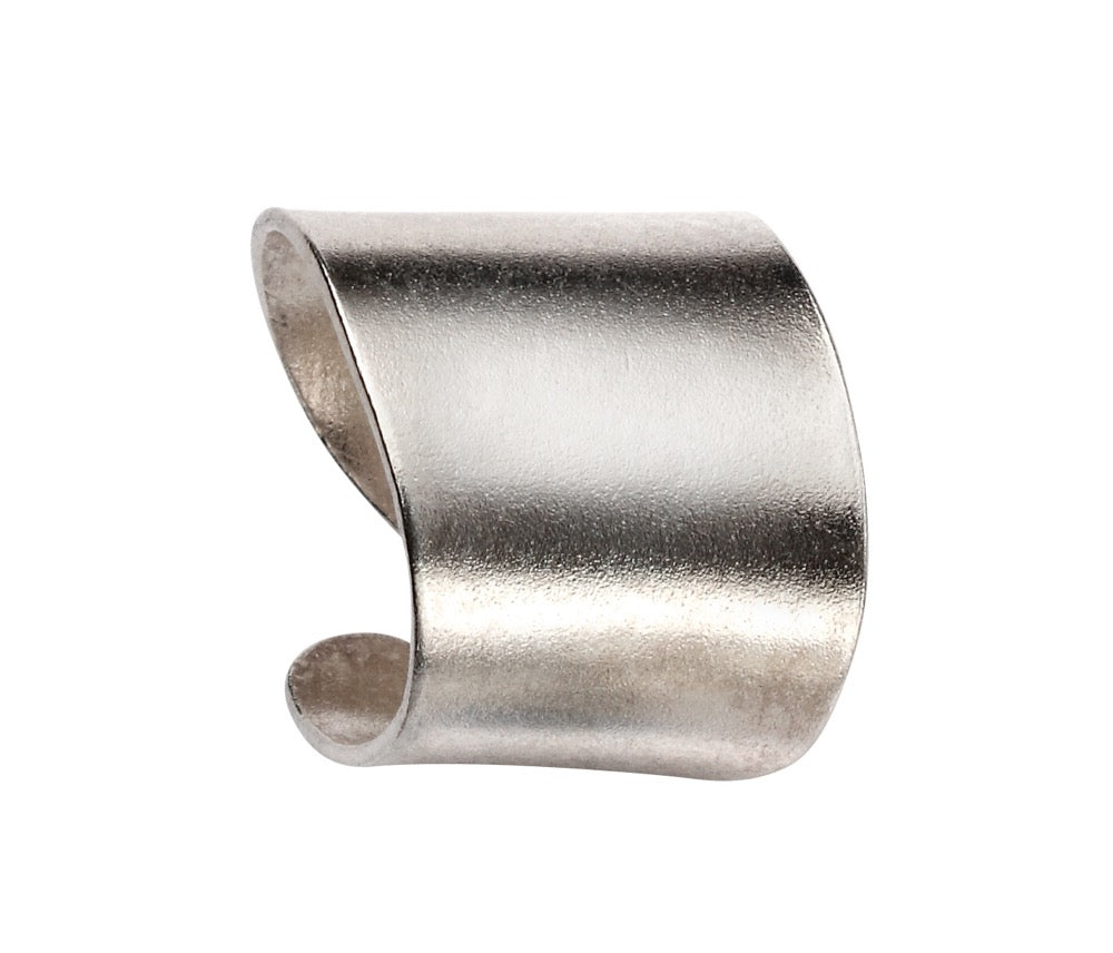 Solid Matt Ear Cuff
