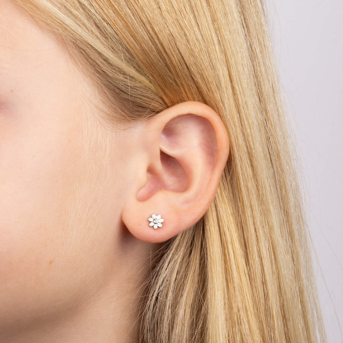 Enamel Daisy Stud Earrings with Diamonds