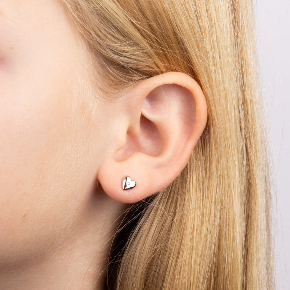 Heart Stud Earrings with Diamond