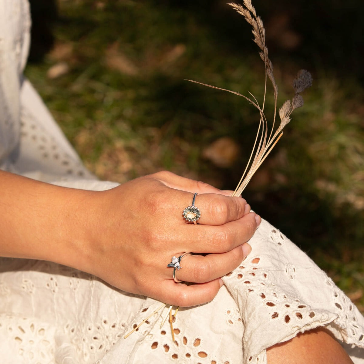 Bee CZ Ring