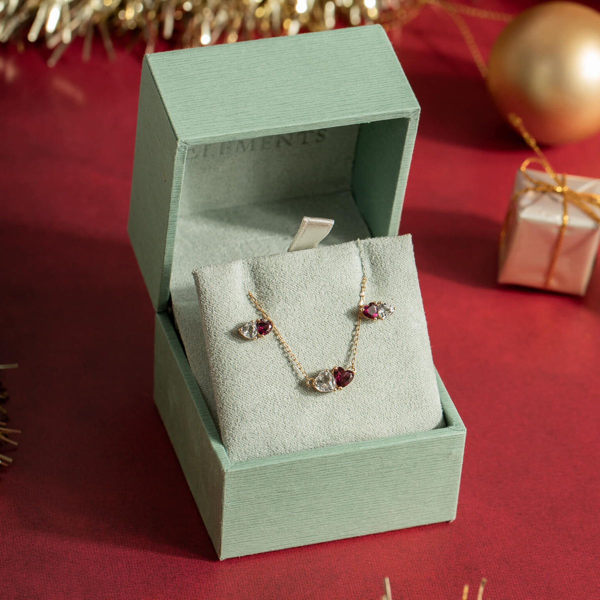 Toi et Moi Heart Necklace and Earrings Set
