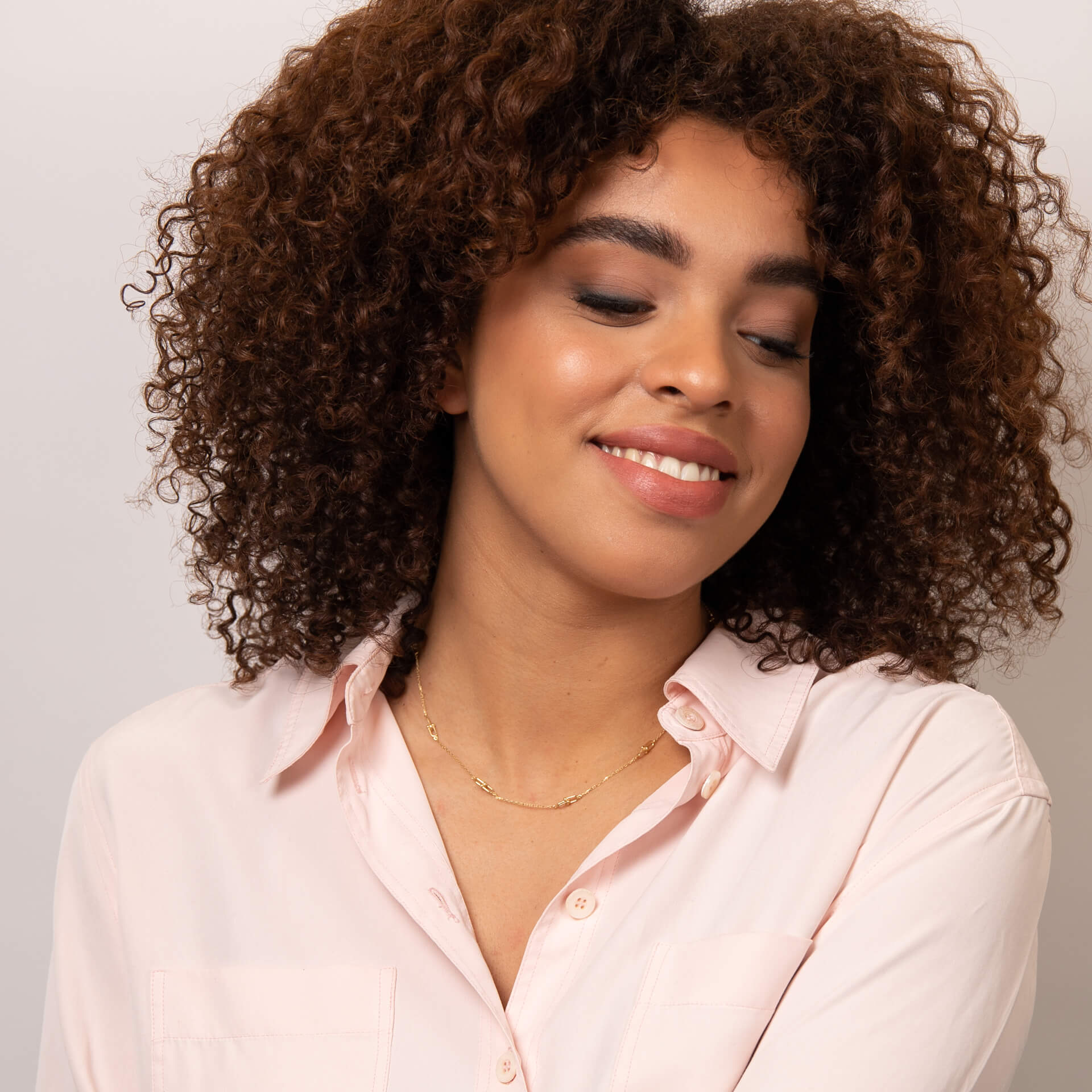 U Shape Link Station Necklace