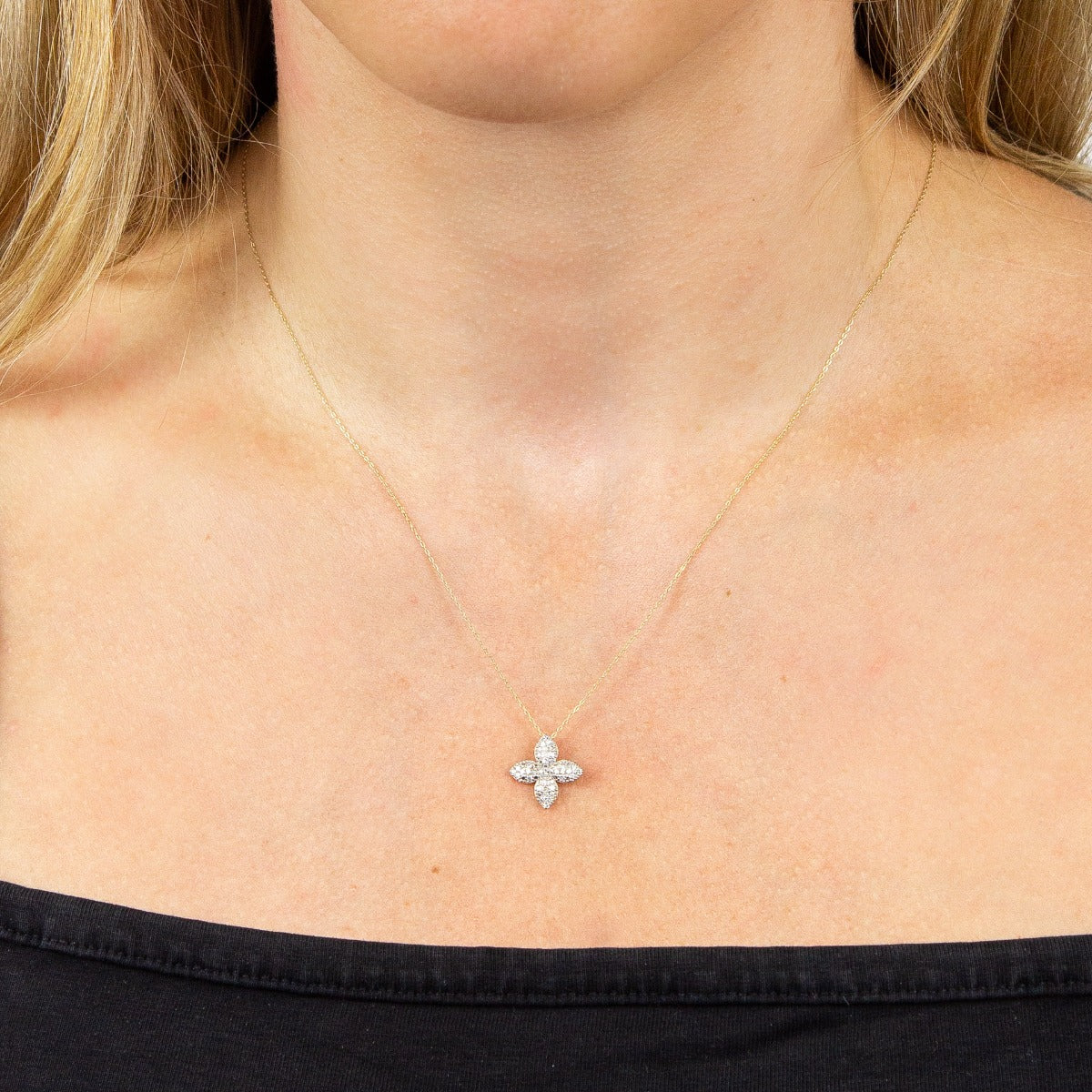 Puffed Flower Pendant with Diamonds
