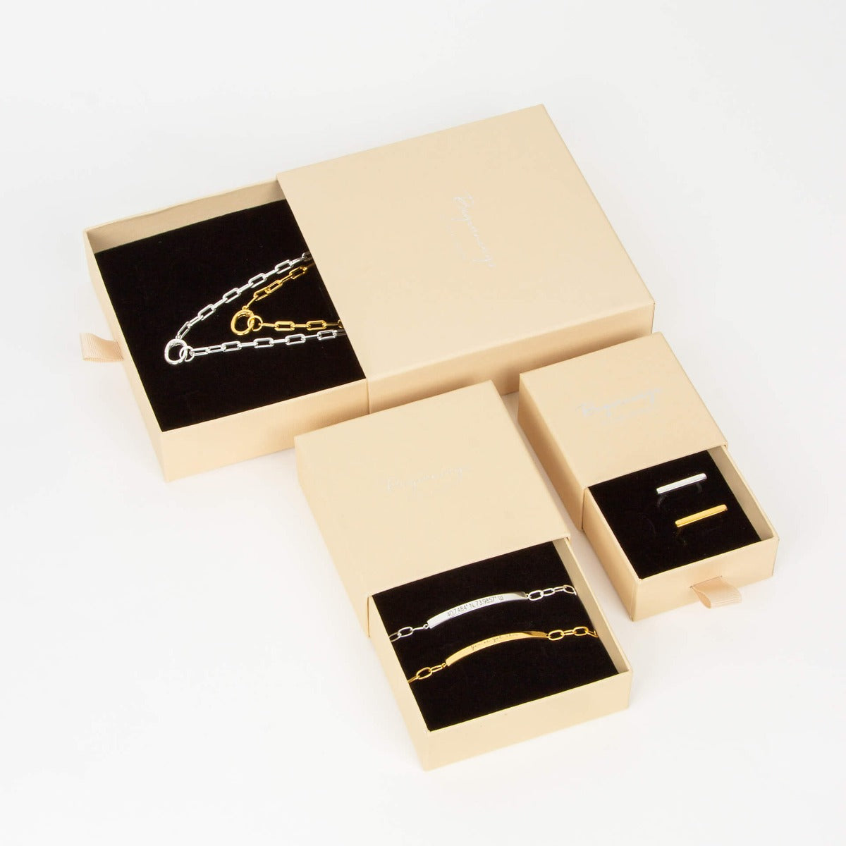 Universal Beginnings Eco Box